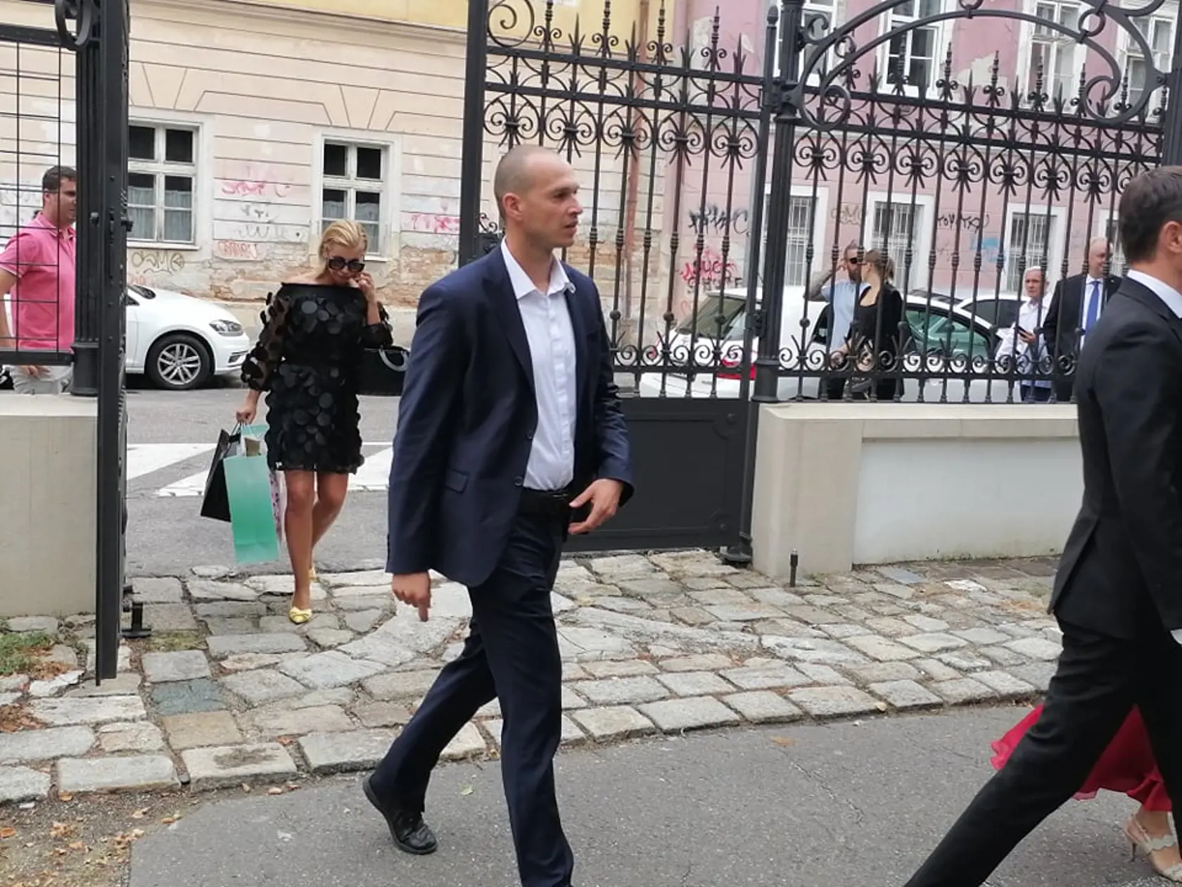 Politické špičky, umelci, športovci a podnikatelia. To sú hostia, ktorí na Drobovej svadbe nemôžu chýbať.