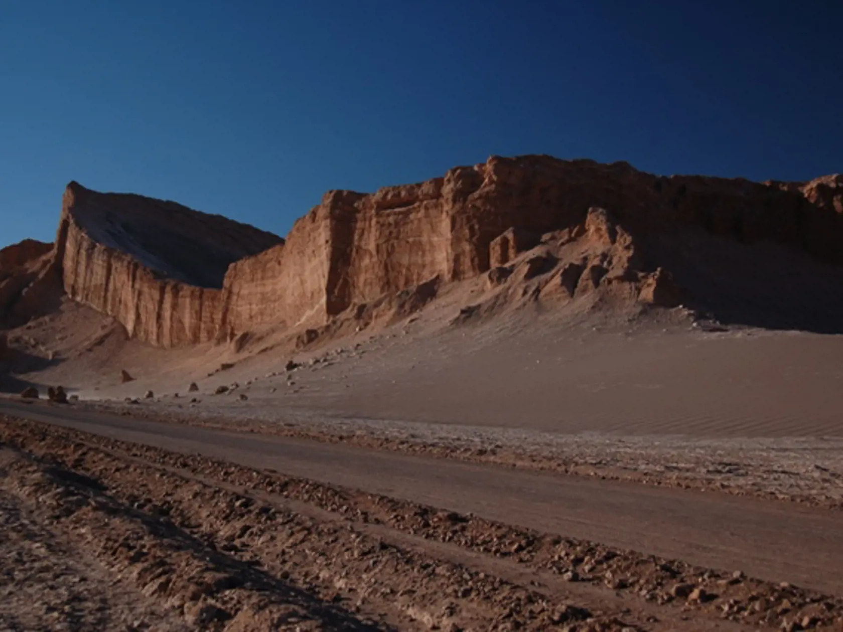 V Čile: Neďaleko mesta
San Pedro de Atacama môžete
obdivovať unikátne skalné formácie.
