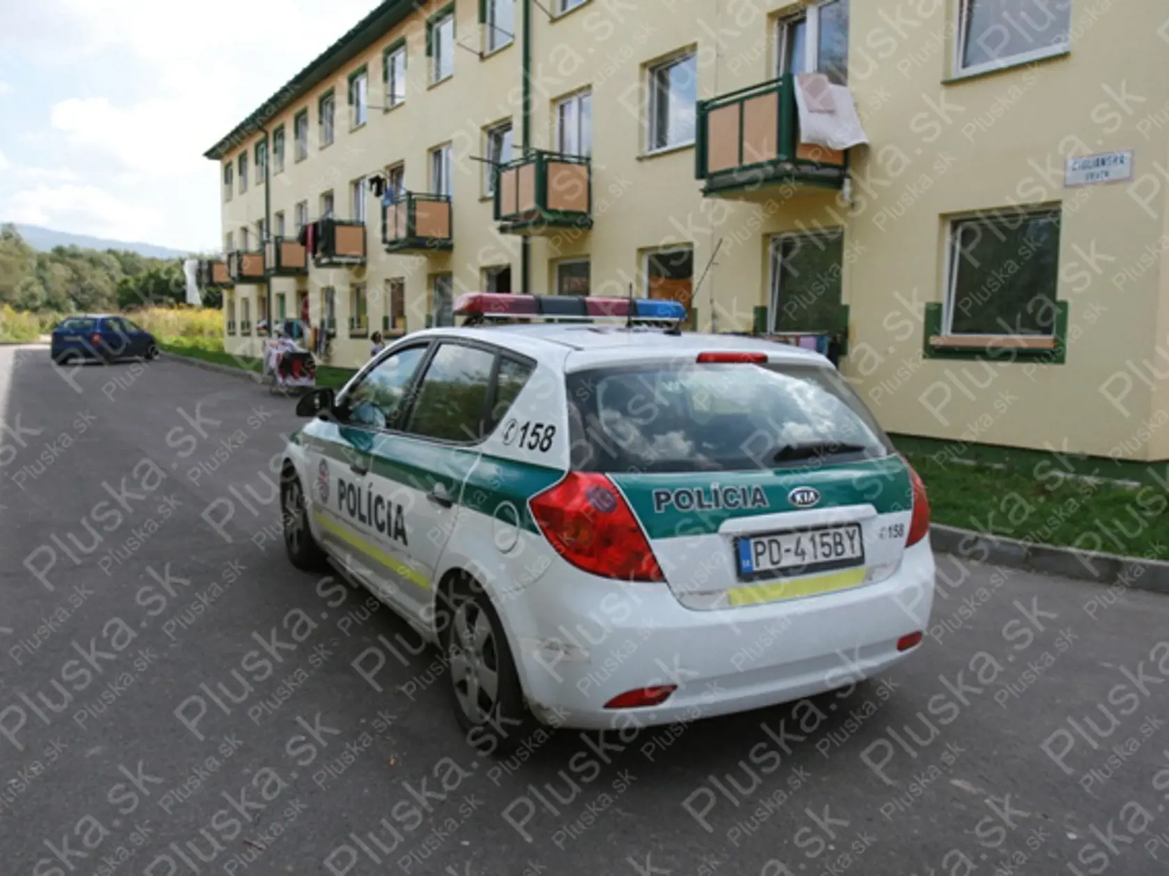 VYŠETROVANIE INCIDENTU: Na miesto dorazili mestskí aj štátni policajti.