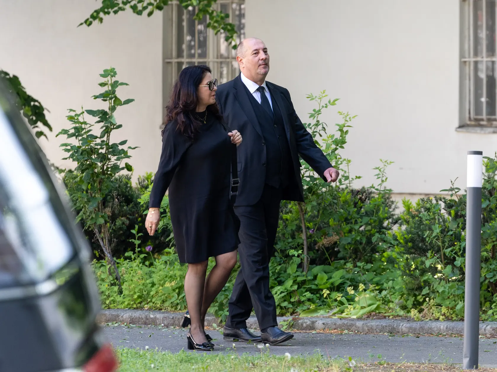 Rozlúčka s Danielou Kovárovou, manželkou herca Františka Kovára. Na snímke Iveta Malachovská s manželom Martinom.
