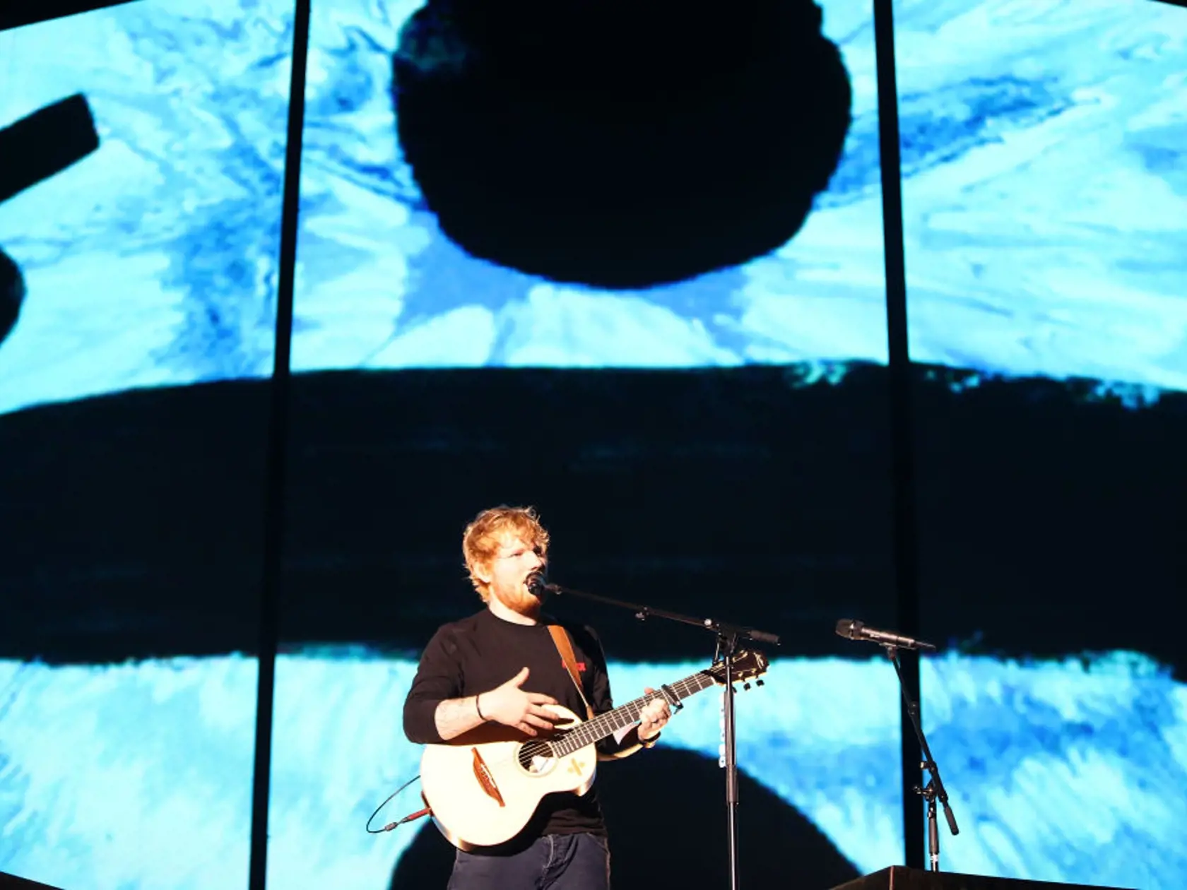 AUCKLAND, NEW ZEALAND - MARCH 24:  Ed Sheeran performs on stage at Mt Smart Stadium on March 24, 2018 in Auckland, New Zealand.  (Photo by Phil Walter/Getty Images)