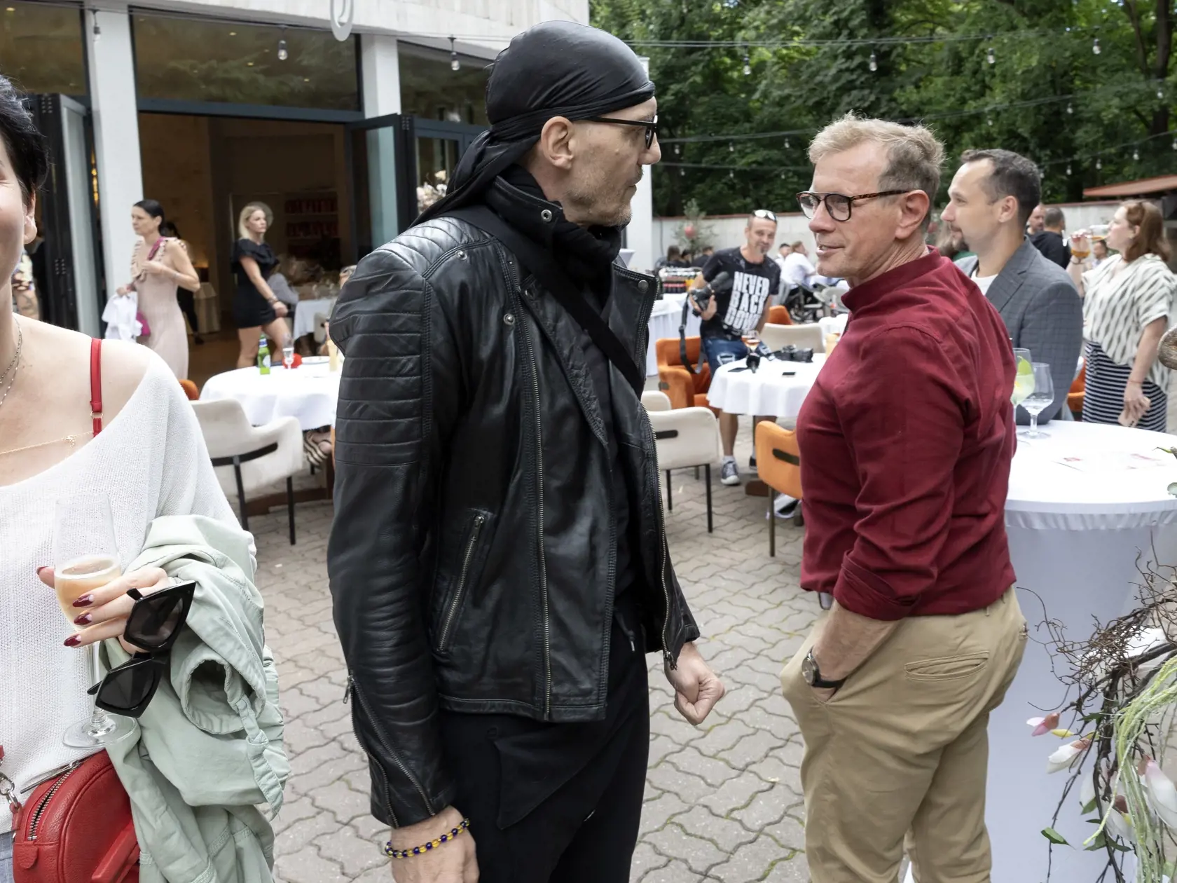 TV JOJ Summer Party - Letná média party televízie JOJ.  Na snímke je Sáva Popovič a Vlado Voštinár.