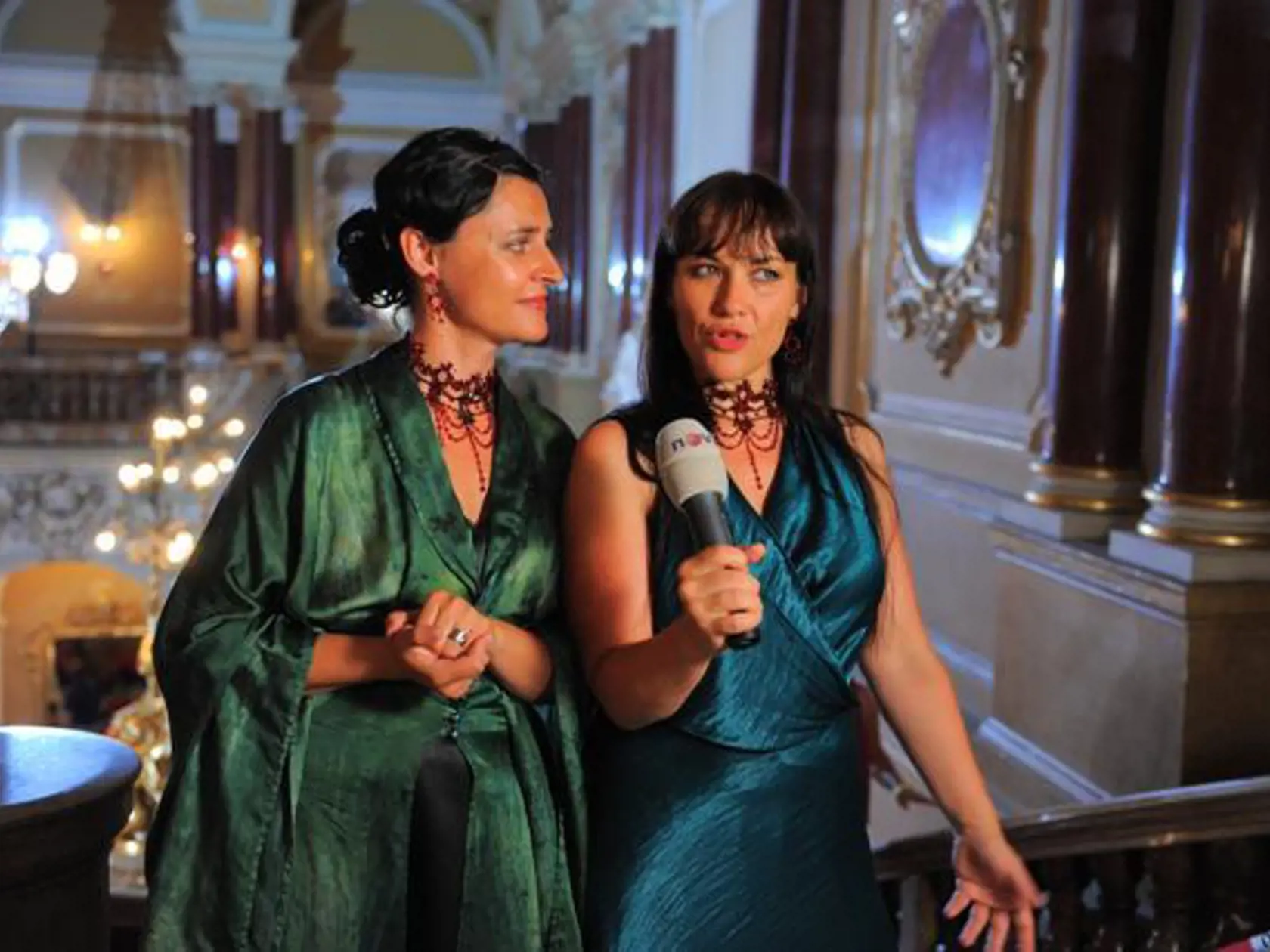 Two Voices (Edita Adlerová,
Jana Rychterová 39)
- spev
