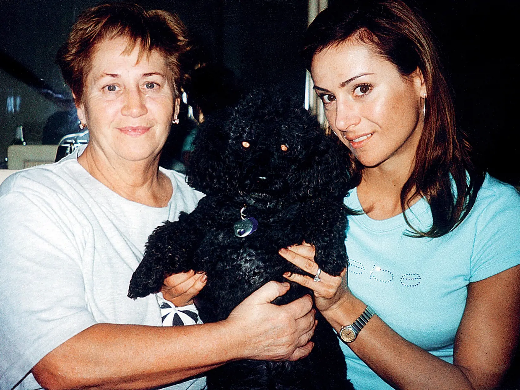 fitneska Zora Czoborova,
foto:Zuzana Gavulova
uverejnene: Sarm c.39/2007
pôvodný súbor:Zora Czoborova s mamou.eps
