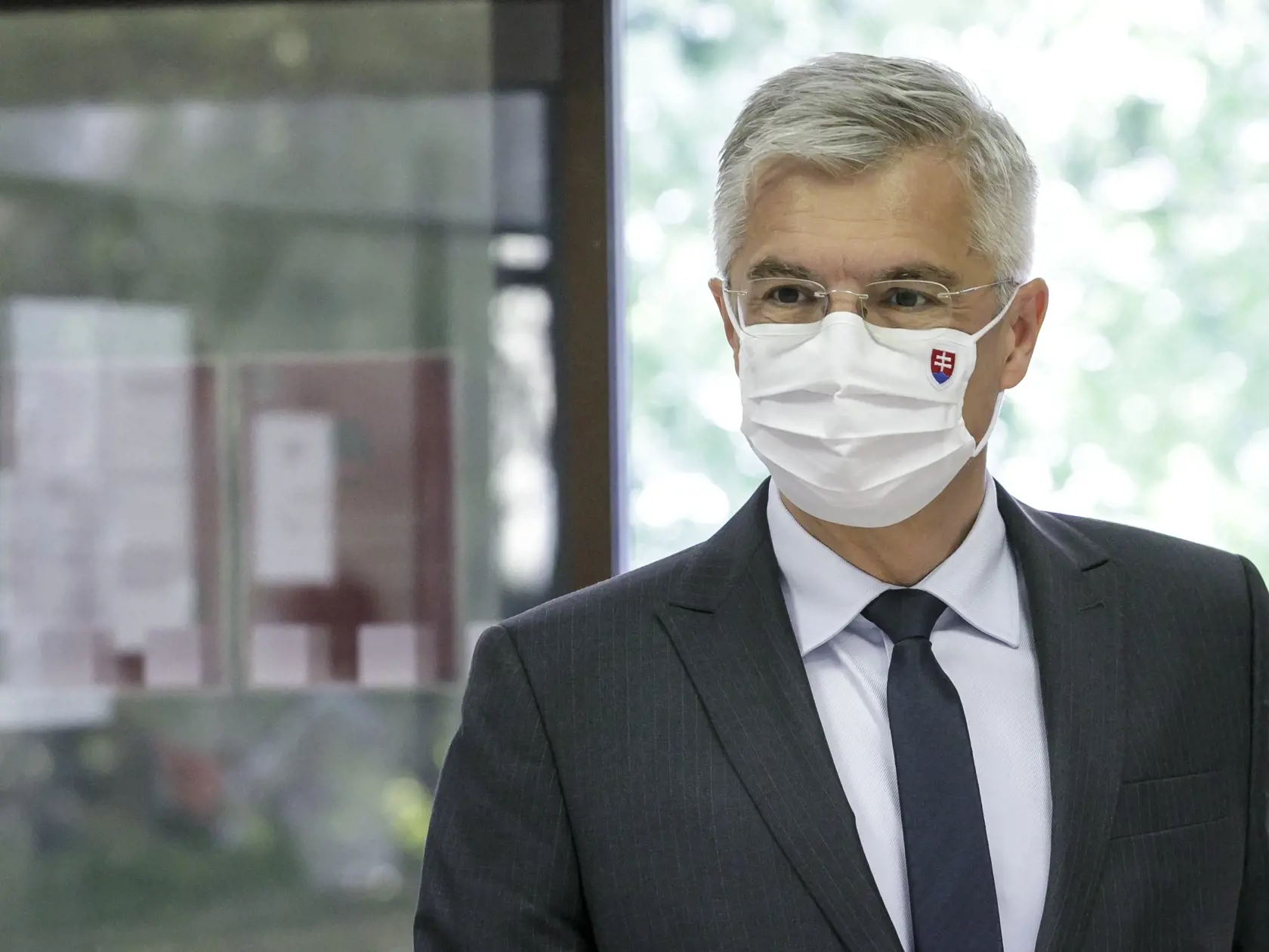 Na snímke minister zahraničných vecí a európskych záležitostí SR Ivan Korčok prichádza na 21. zasadnutie vlády SR 20. mája 2020 v Bratislave. FOTO TASR – Dano Veselský