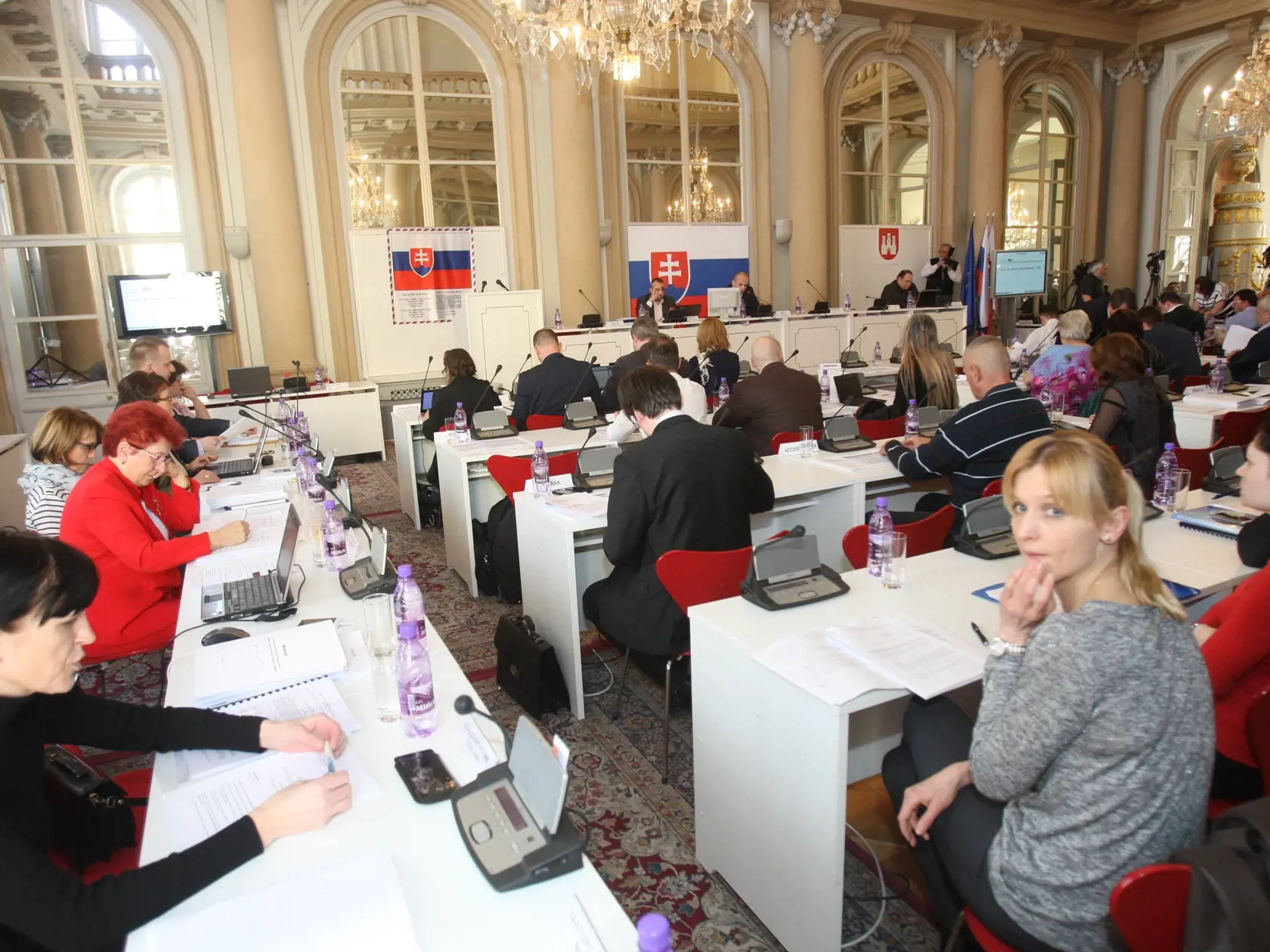 Zasadnutie mestského zastupiteľstva v Primaciálnom paláci - rozpočet na rok 2015.