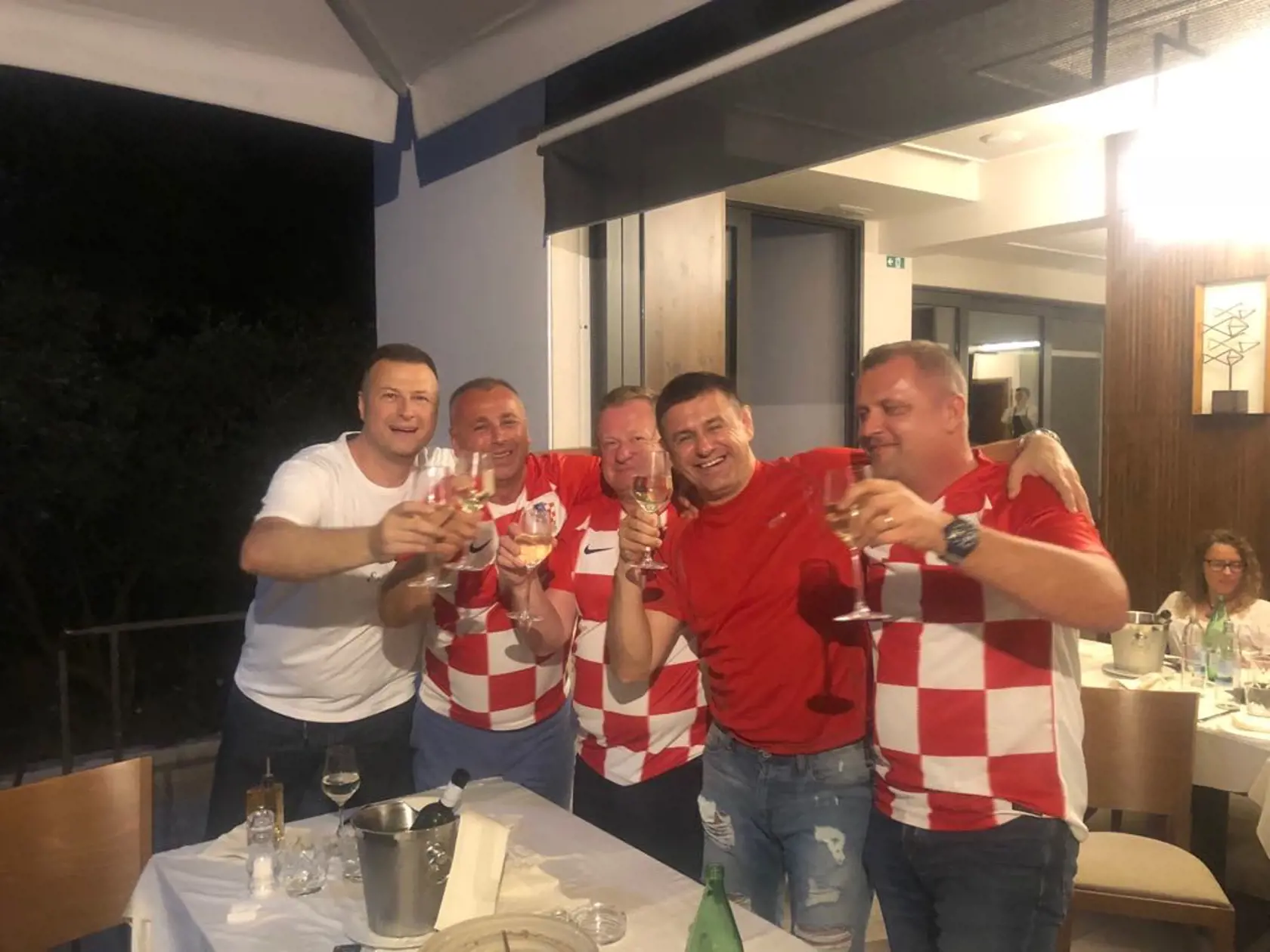 Takto oslavovali Hrnčiar, Gál a Sólymos postup Chorvátov do finále majstrovstiev sveta. 