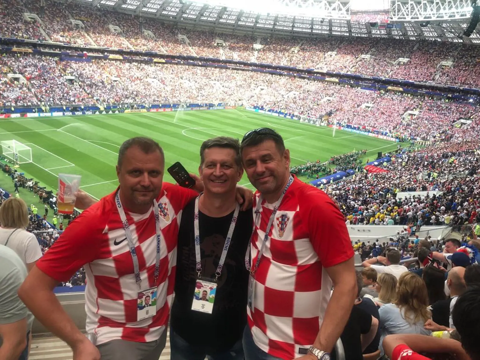 Finálový zápas medzi Chorvátskom a  Francúzskom si Hrnčiar so Sólymosom už pozreli na moskovskom štadióne. Spoločnosť im robil ďalší politik, poslanec Tibor Basternák. 