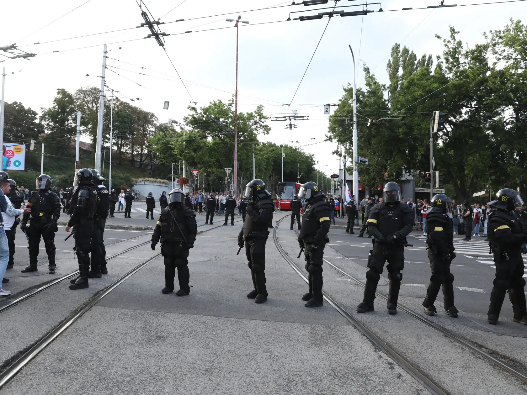 Na snímke je protest v Bratislave proti očkovaniu a vláde.