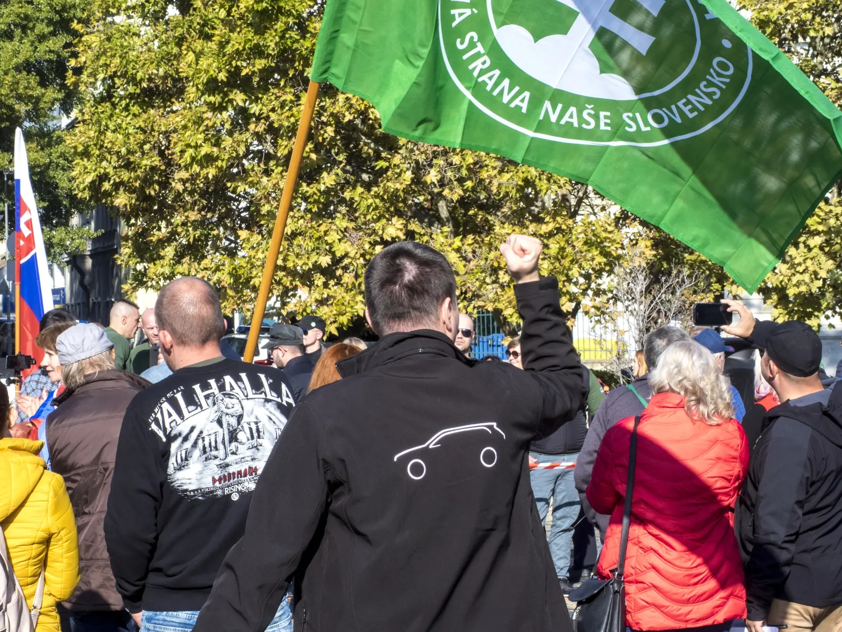 Snímka z protivládneho protestu pred Prezidentským palácom v Bratislave 17. októbra 2021. FOTO TASR - Dano Veselský
