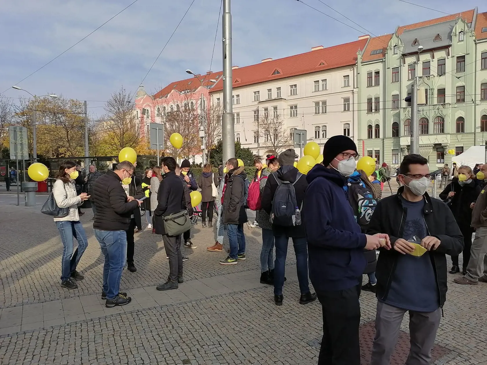 Protest v uliciach Bratislavy zo dňa 16.novembra 2021. Žiaci a učitelia protestujú proti novele vysokoškolského zákona.