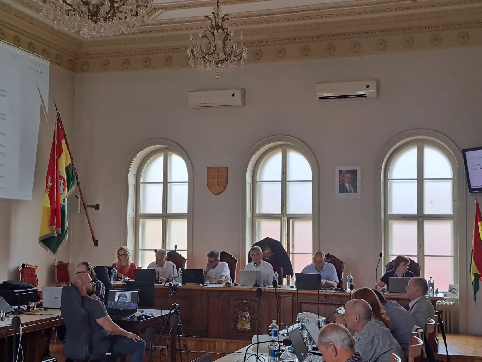Mesto Komárno úplne ignoruje zákon o štátnom jazyku!