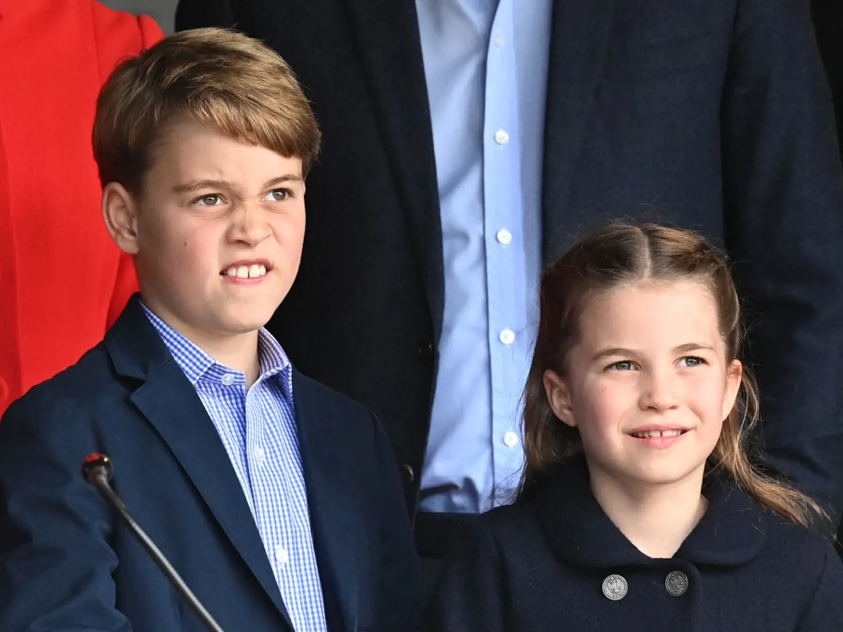 Vojvodkyňa Kate žiari šťastím. Je obklopená svojimi milovanými, jej tri deti rastú ako z vody. Je z nich krásna rodinka!