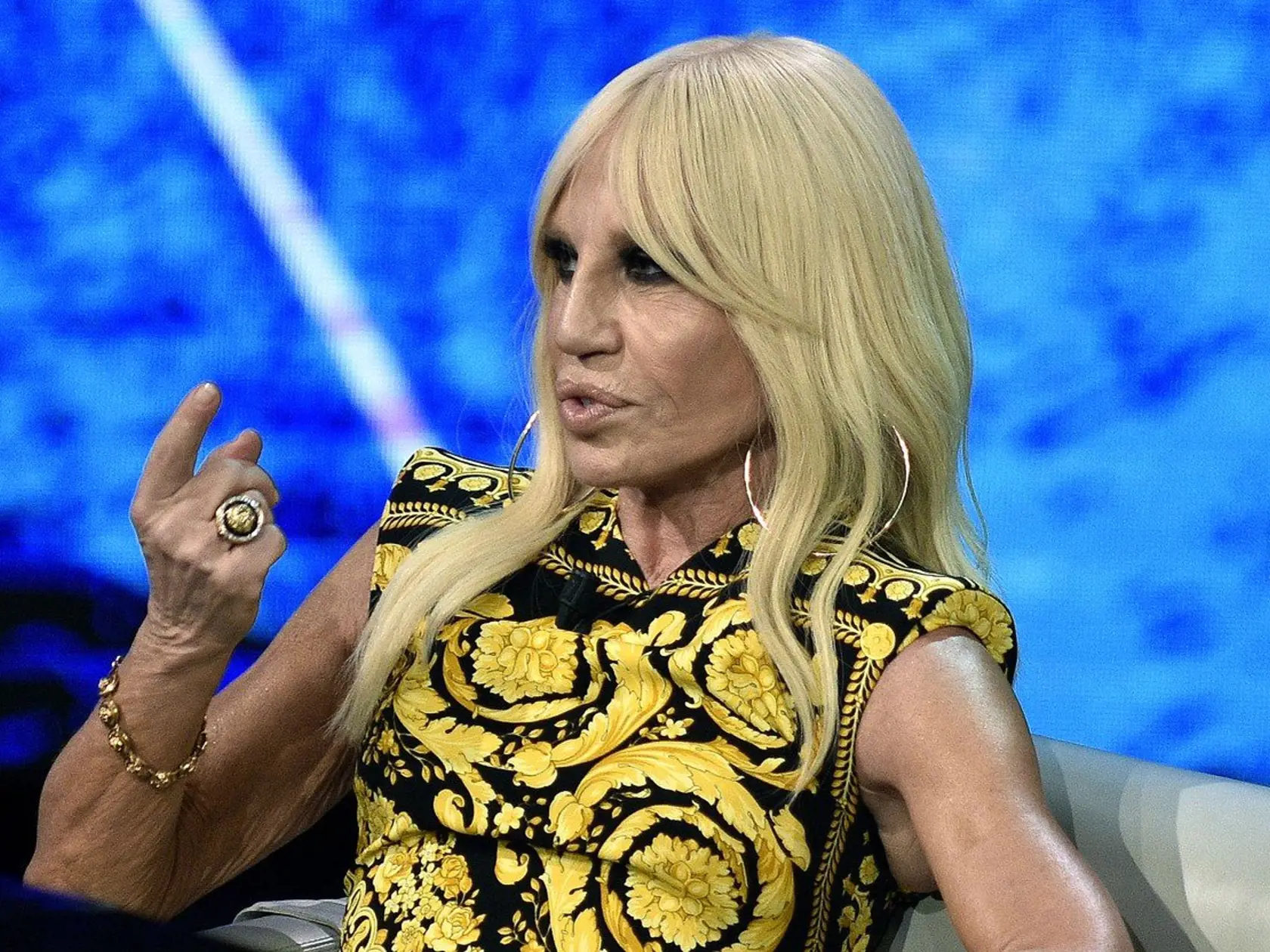 Donatella Versace, Miriam Leone, Arianna Fontana, Lello Arena, Ron and Fabio De Luigi, host of the Italian TV show  'Che tempo che fa' hosted by Fabio Fazio, held at RAI studios in Milan, Italy. Guests included: Luciana Littizzetto and Filippa Lagerback Pictured: Donatella Versace, Image: 365053069, License: Rights-managed, Restrictions: -ALLCOUNTRY, Model Release: no, Credit line: Profimedia, Splash