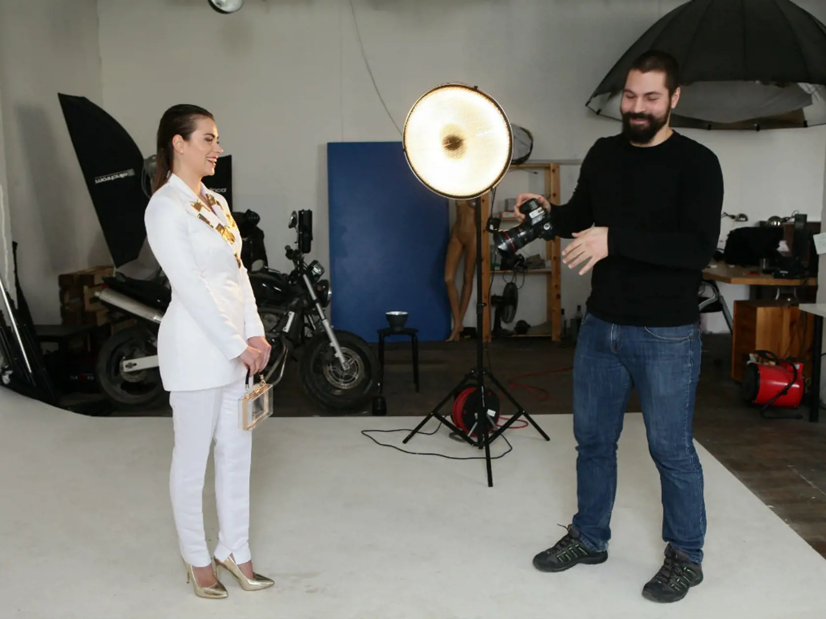 Pri fotení je dôležité vytvoriť atmosféru uvoľnenosti a dôvery.

