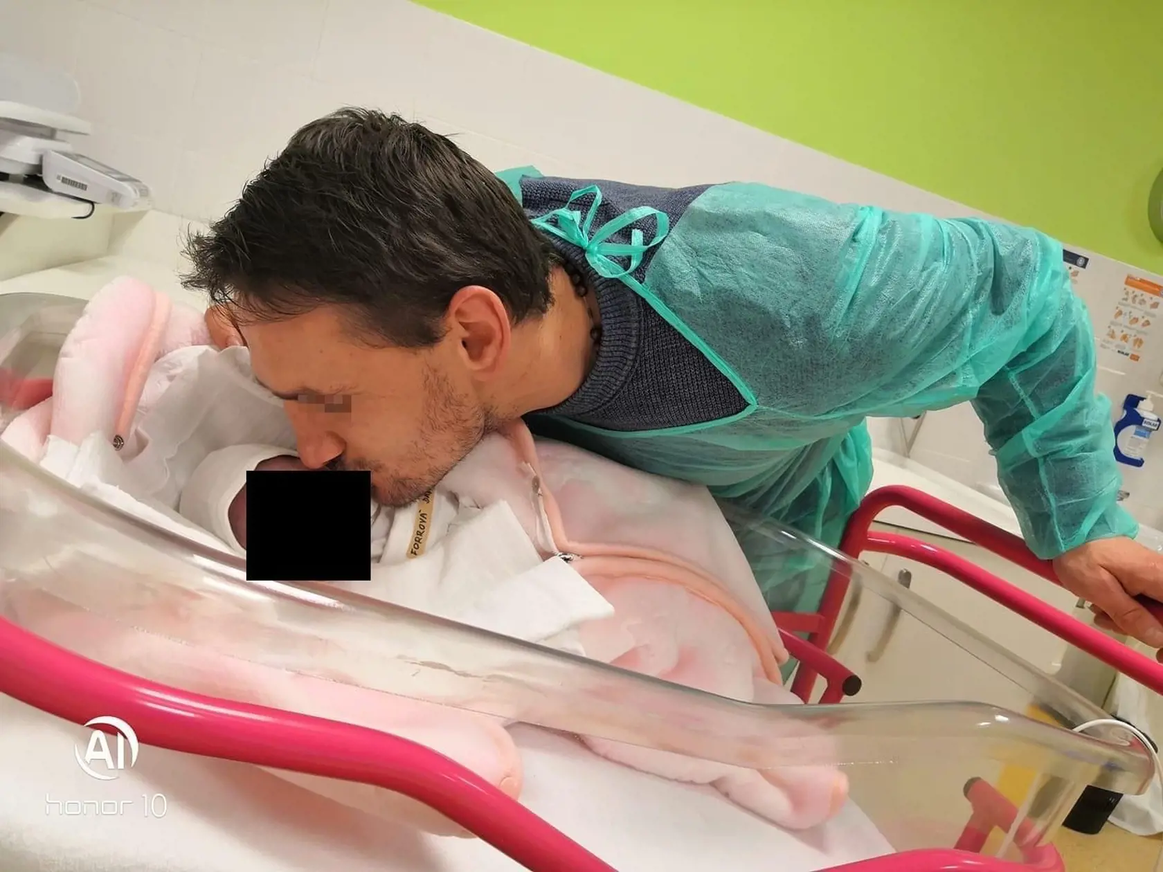 Obvinený muž je Dianin bývalý partner, s ktorým má dcérku.