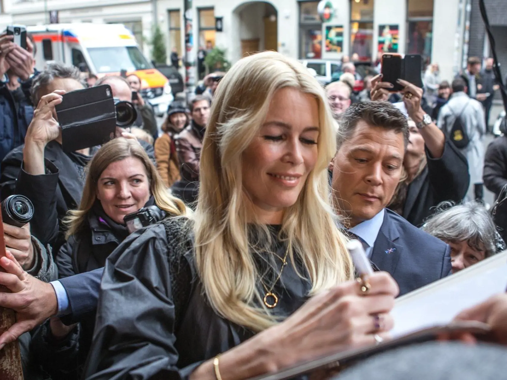 Claudia Schiffer arrives at CWC Gallery Berlin, Germany Pictured: Claudia Schiffer, Image: 355519223, License: Rights-managed, Restrictions: -ALLCOUNTRY, Model Release: no, Credit line: Profimedia, Splash