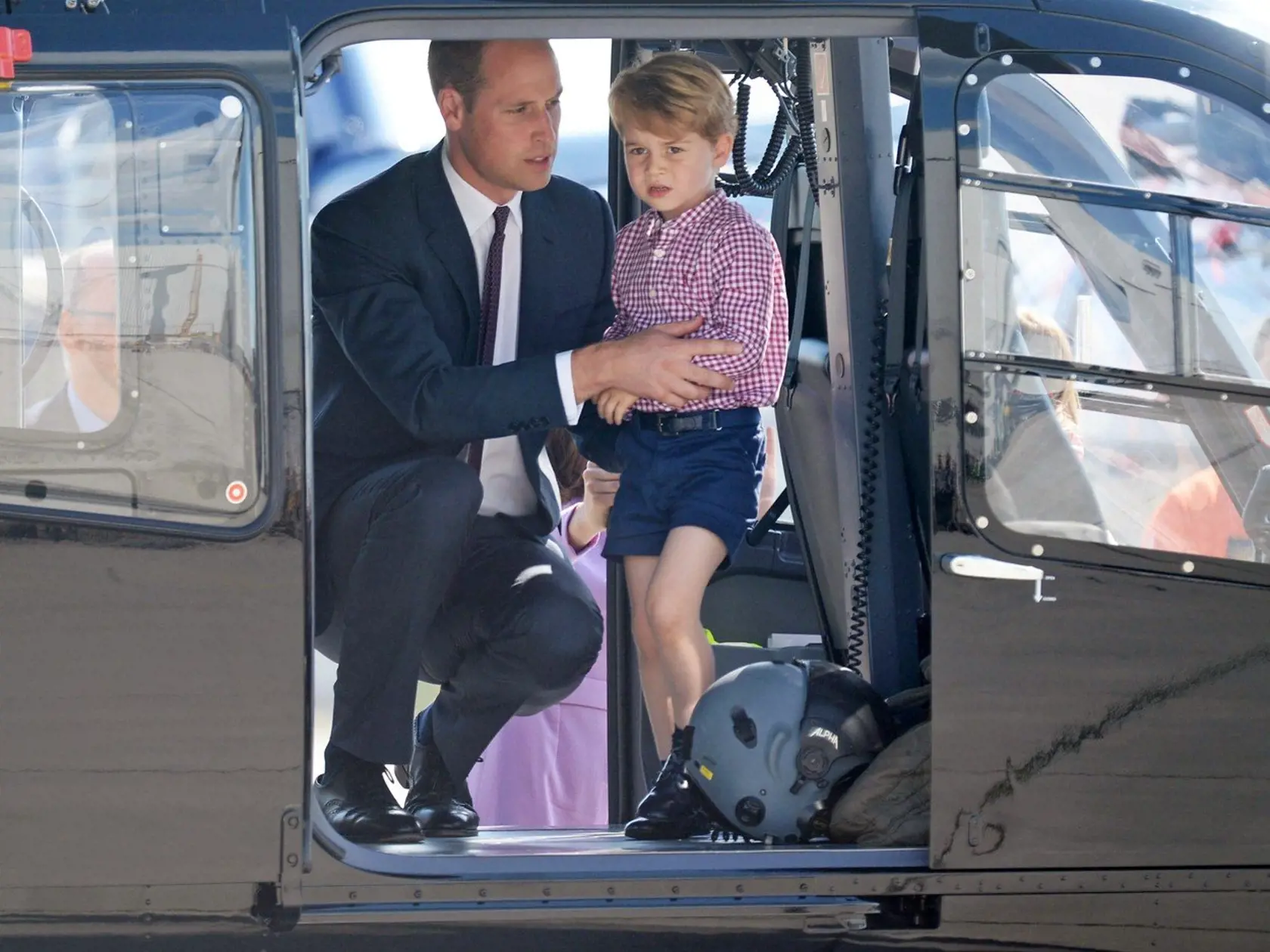 Duke and Duchess of Cambridge, accompanied by their children Prince George and Princess Charlotte, departed from Hamburg at the end of their 5-day tour of Poland and Germany. The departure was not without incident, with 2-year-old Princess stealing the limelight with her tantrum. Pictured: Prince George; Prince William; Duke of Cambridge, Image: 343042745, License: Rights-managed, Restrictions: -DEU,-DNK,-FIN,-FRA,-GBR,-NOR,-SWE, Model Release: no, Credit line: Profimedia, Splash
