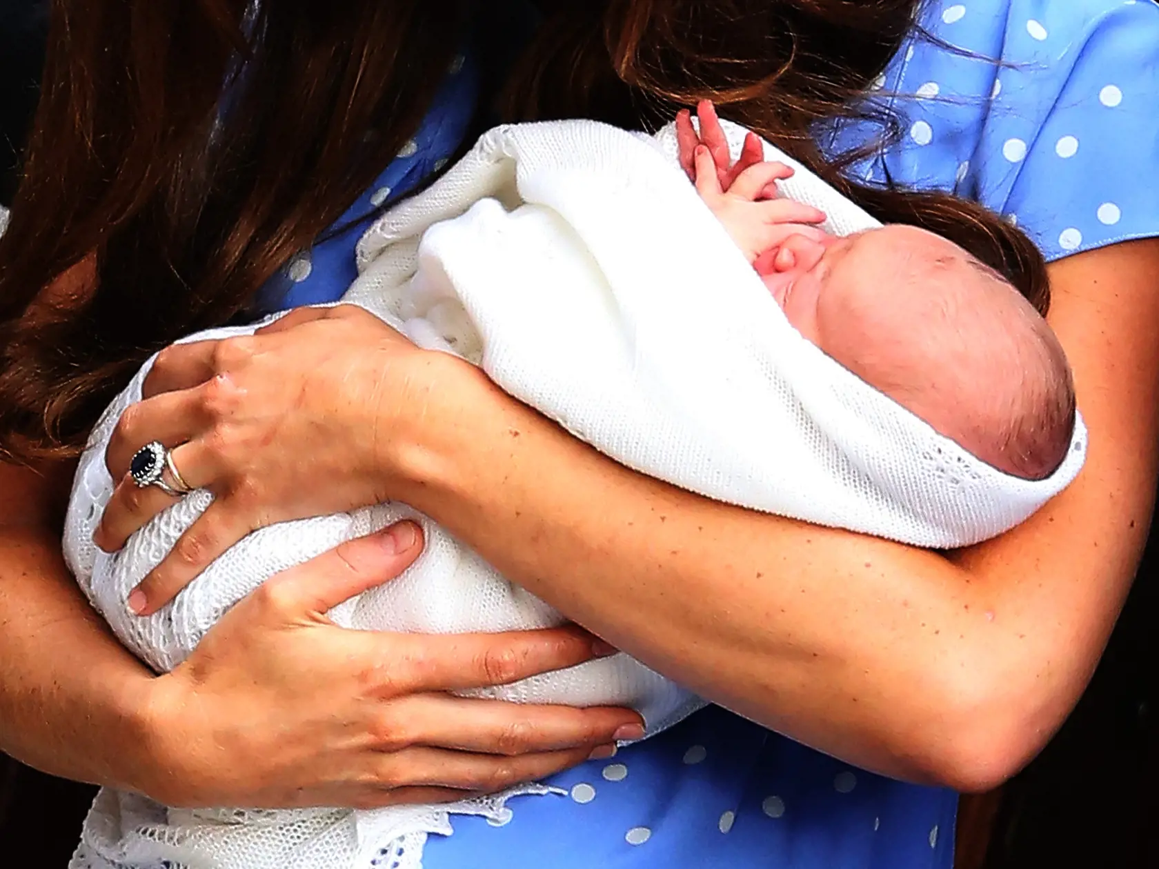 23 July 2013 - LONDON - UK  DUTCHESS OF CAMBRIDGE KATE MIDDLETON SHOWS OF HER NEW BORN SON AT ST MARYS HOSPITAL TO THE WORLD'S PRESS., Image: 167065660, License: Rights-managed, Restrictions: PLEASE CREDIT AS PER BYLINE *UK CLIENTS - PLEASE PIXELATE CHILDS FACE BEFORE PUBLICATION***UK AND USA CLIENTS MUST CALL PRIOR TO TV OR ONLINE USAGE PLEASE CALL 0208 370 0291 or 13106004723, Model Release: no, Credit line: Profimedia, Xposurephotos