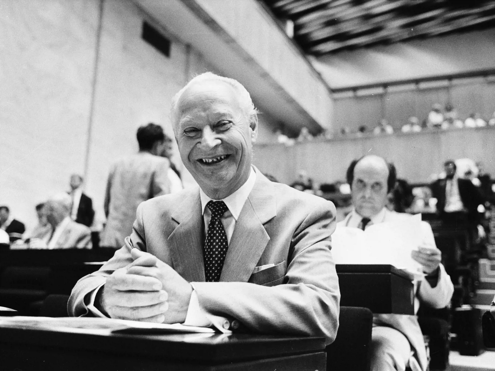 Dubček sa v roku 1989 vrátil do politiky po 20 rokoch.
