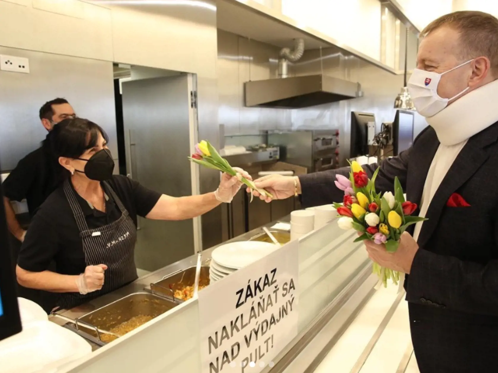 Namiesto ficovských osláv MDŽ sa Boris Kollár vybral na púť po Bratislave.