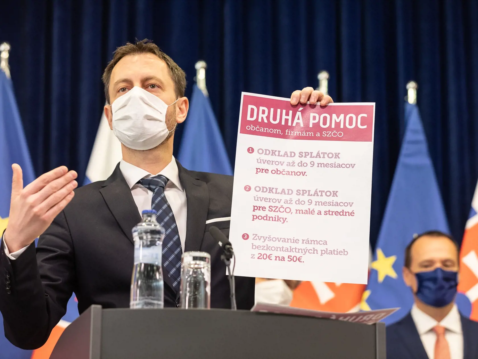 Brífing premiéra Igora Matoviča a minister financií Eduarda Hegera k ďalším ekonomickým opatreniam, ktoré majú zmierniť dopad krízy 