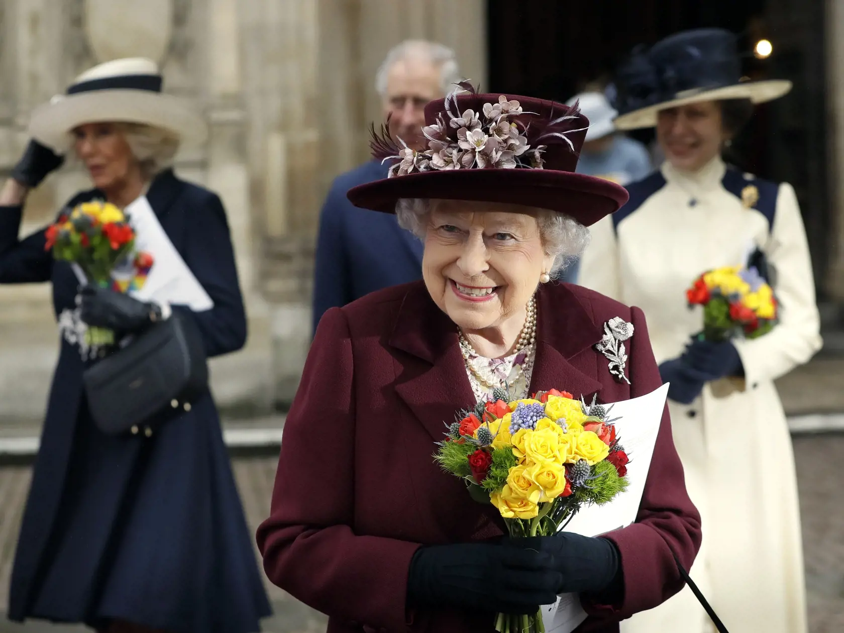 Na snímke z 12. marca 2018 odchádza britská kráľovná Alžbeta II. po návšteve Commonwealth Service vo Westminsterskom opátstve v Londýne.