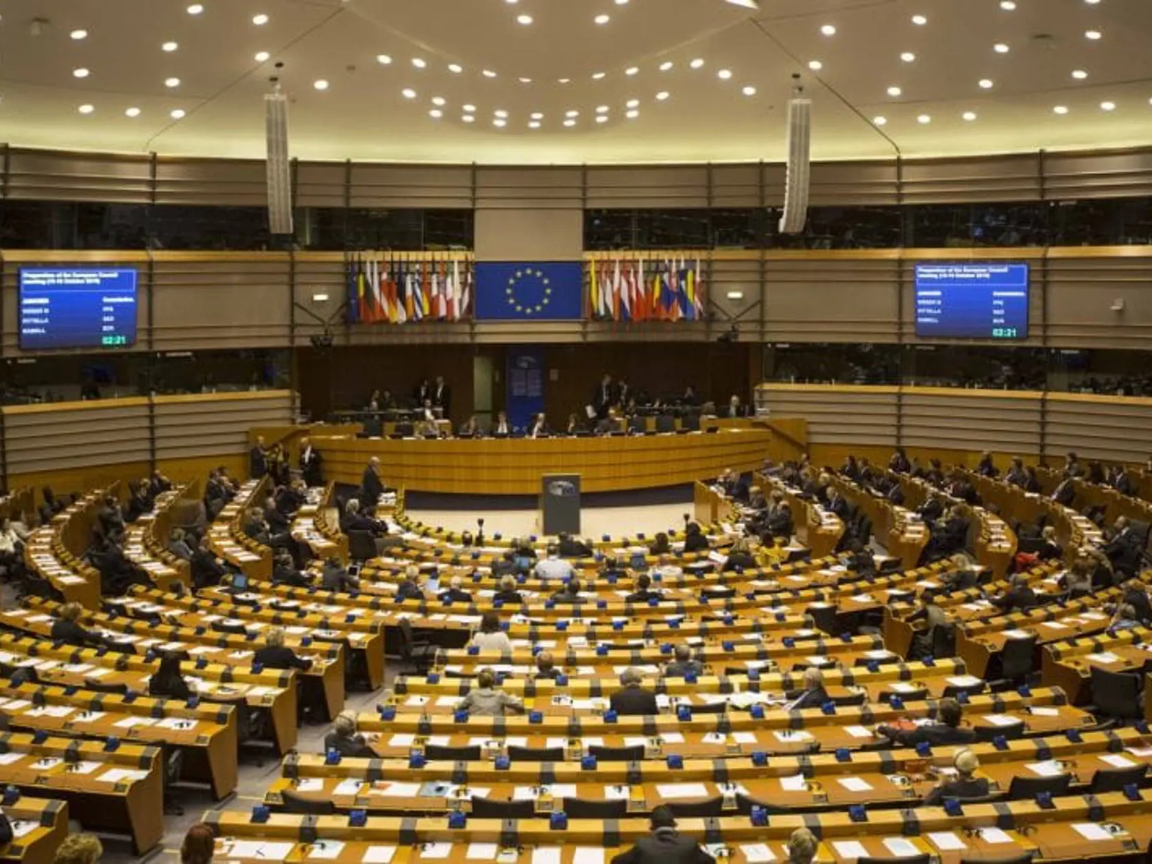 Poslanci europarlamentu v Bruseli schválili navýšenie tohtoročného rozpočtu.