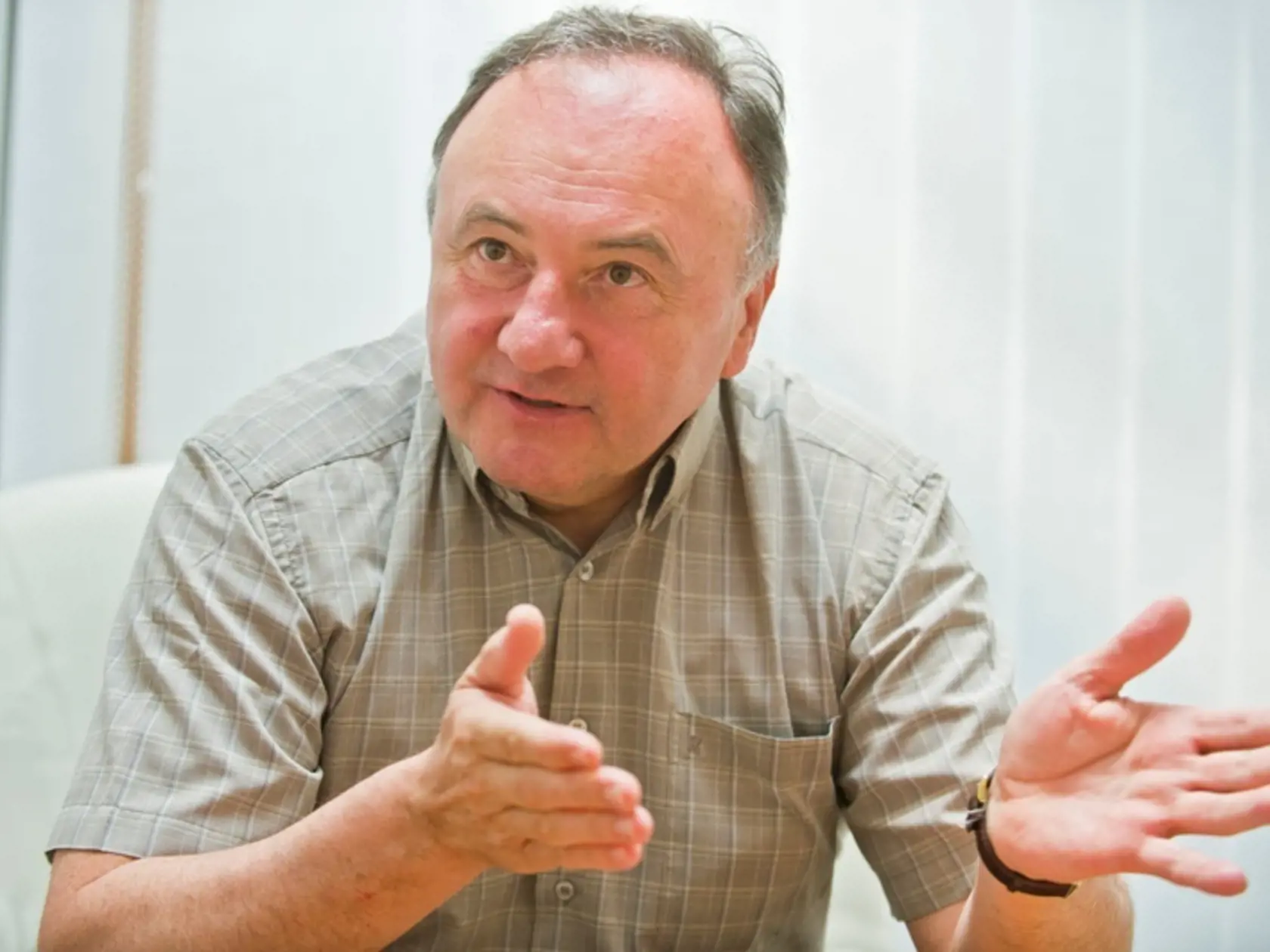 Pál Csáky: Bývalého vicepremiéra teší, že SMK volilo viac ľudí ako Most. A ešte je vraj rád, že sa v europarlamente nebude stretávať so svojím niekdajším straníckym kolegom Zsoltom Simonom.