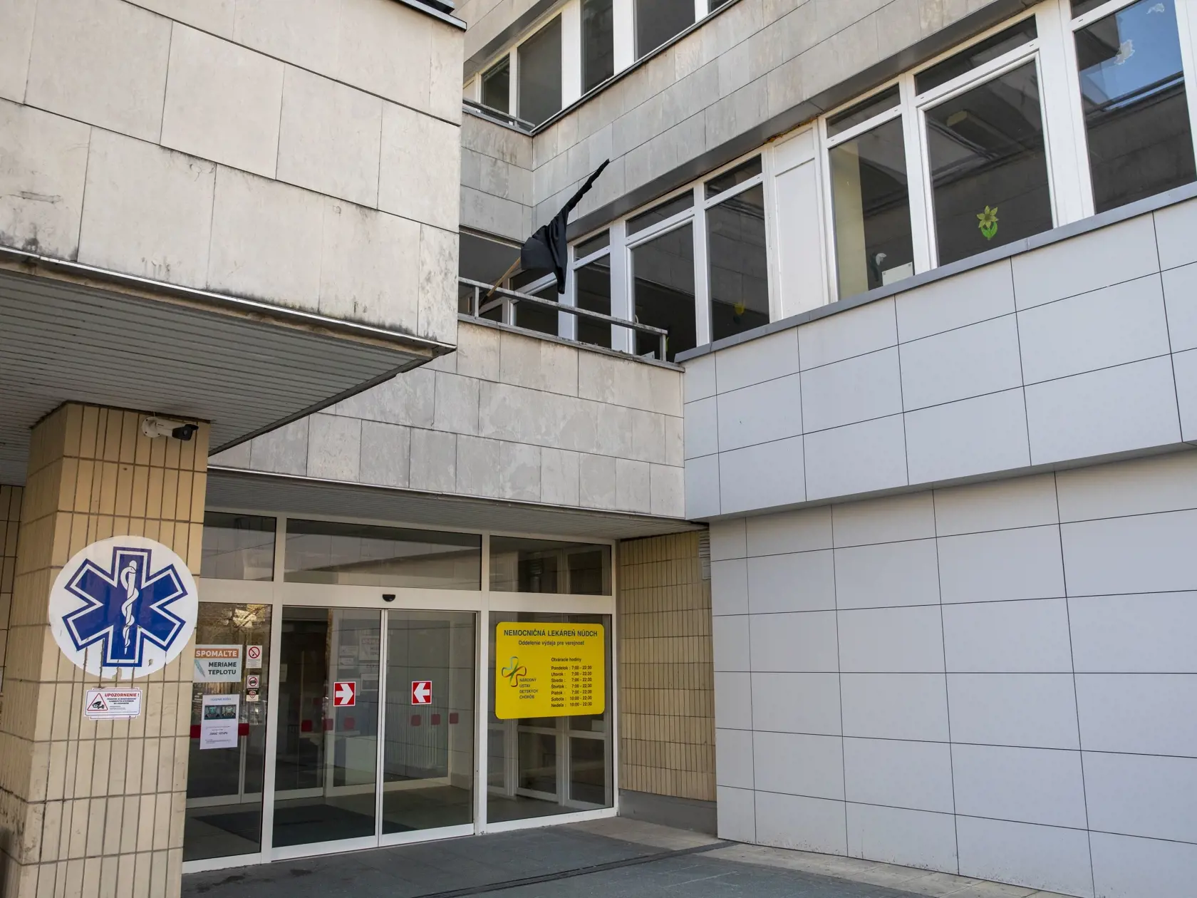 Čierna vjka nad urgentným príjmom-Kramáre
