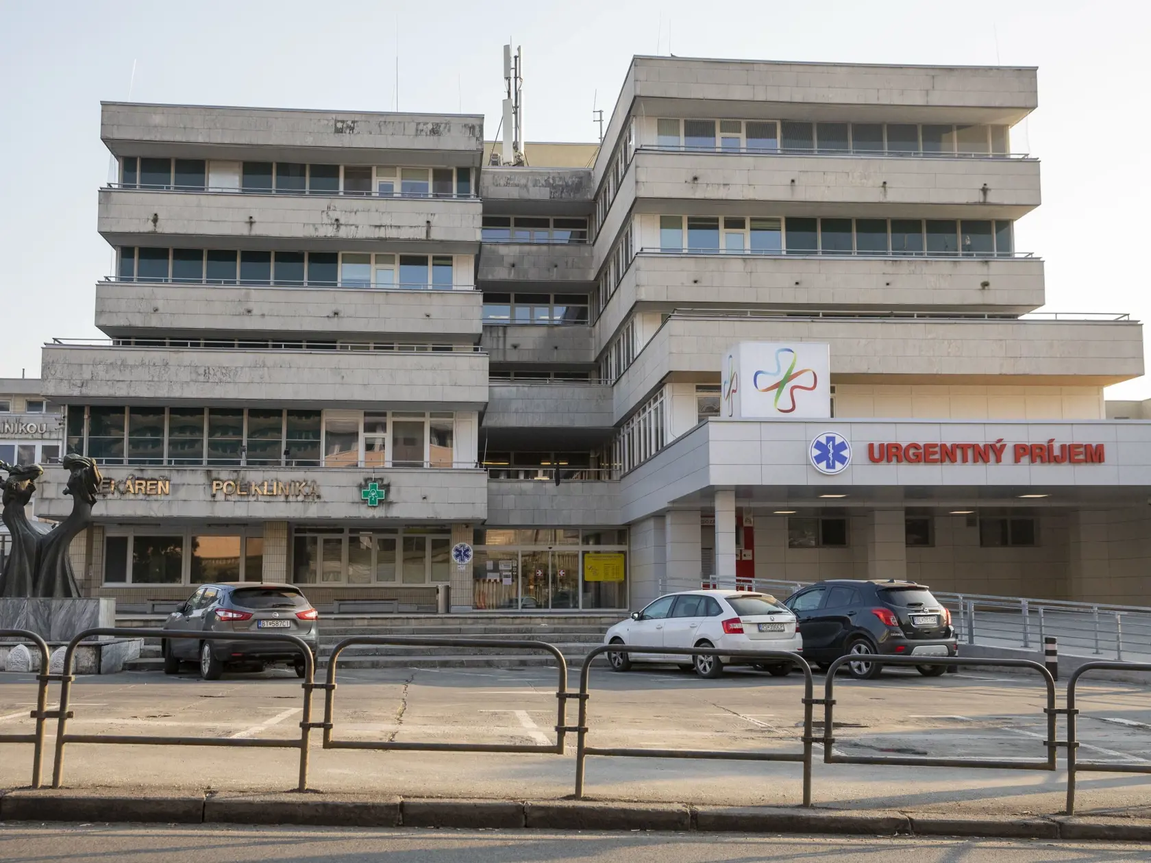 Čierna vjka nad urgentným príjmom-Kramáre