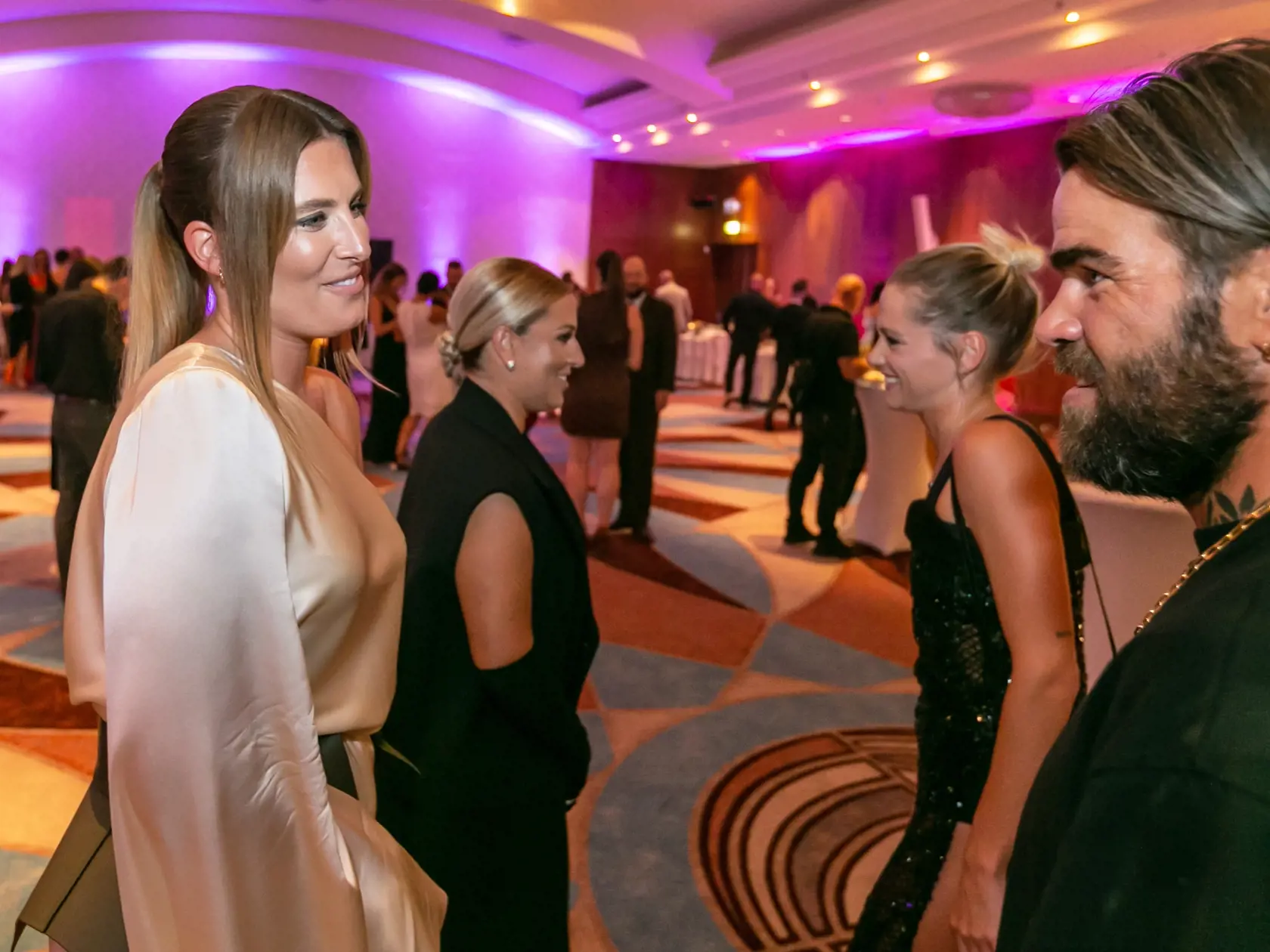 Na snímke je Barbora Franeková, Dominika Cibulková, Emma Drobná a Filip Šebo na párty v hoteli Hilton. 