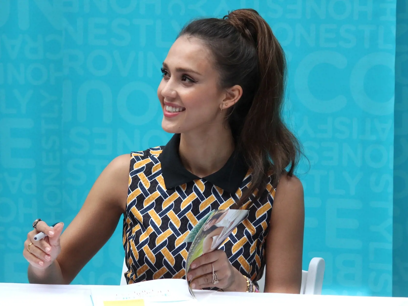 Bethesda,,Md,-,May,17,,2013:,Award-winning,Actress,Jessica,Alba