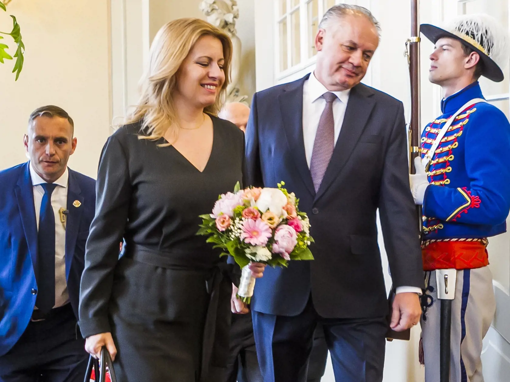 Prezident Andrej Kiska oficiálne prijal v Prezidentskom paláci novozvolenú prezidentku Zuzanu Čaputovú.