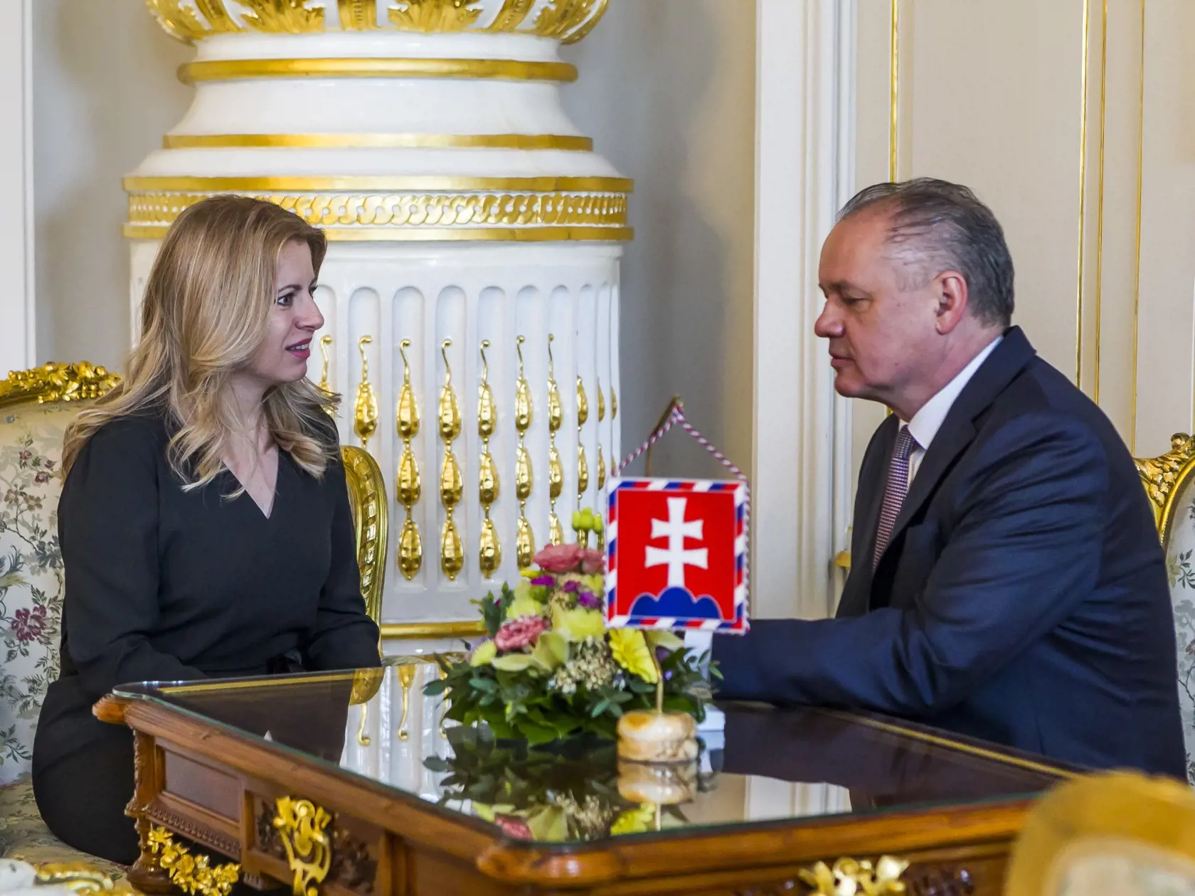 Prezident Andrej Kiska oficiálne prijal v Prezidentskom paláci novozvolenú prezidentku Zuzanu Čaputovú.