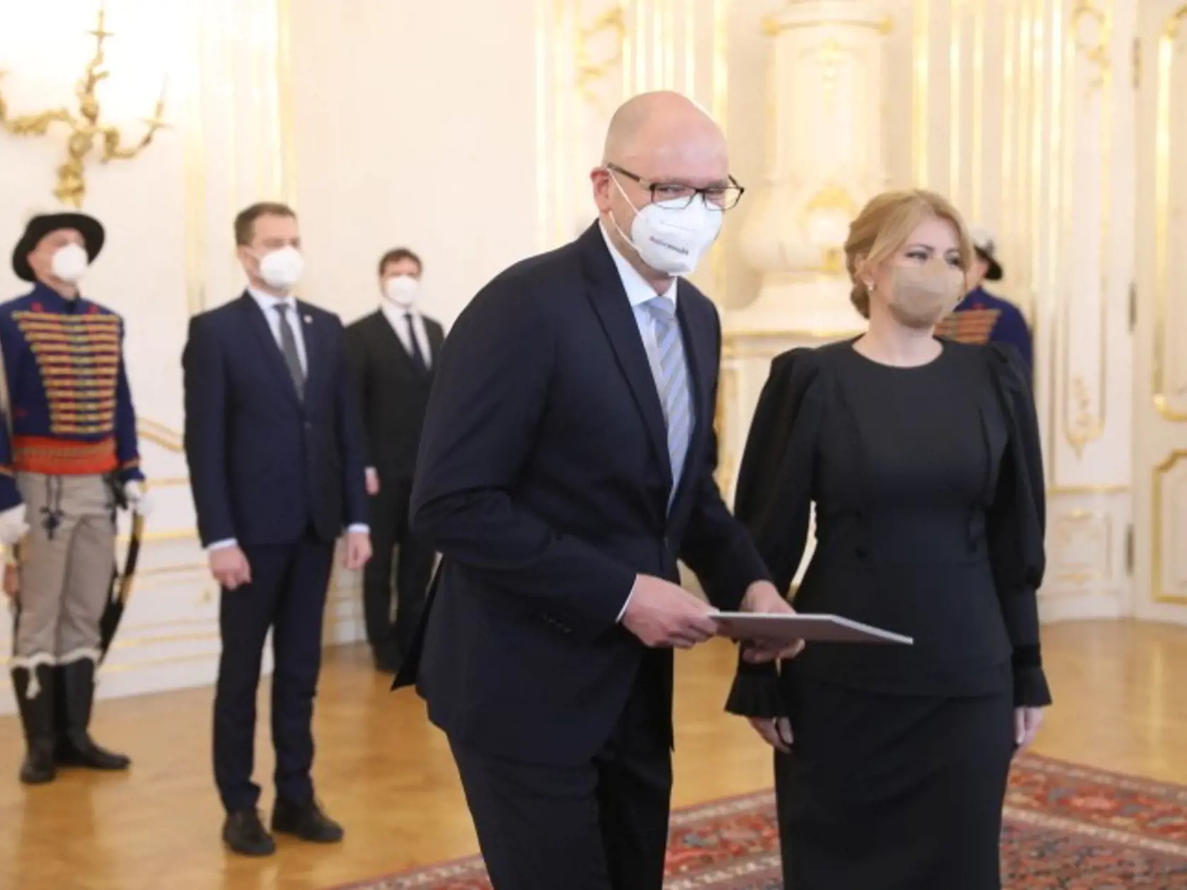 Prezidentka Zuzana Čaputová prijala 23. marca 2021 demisiu ministra hospodárstva Richarda Sulíka.