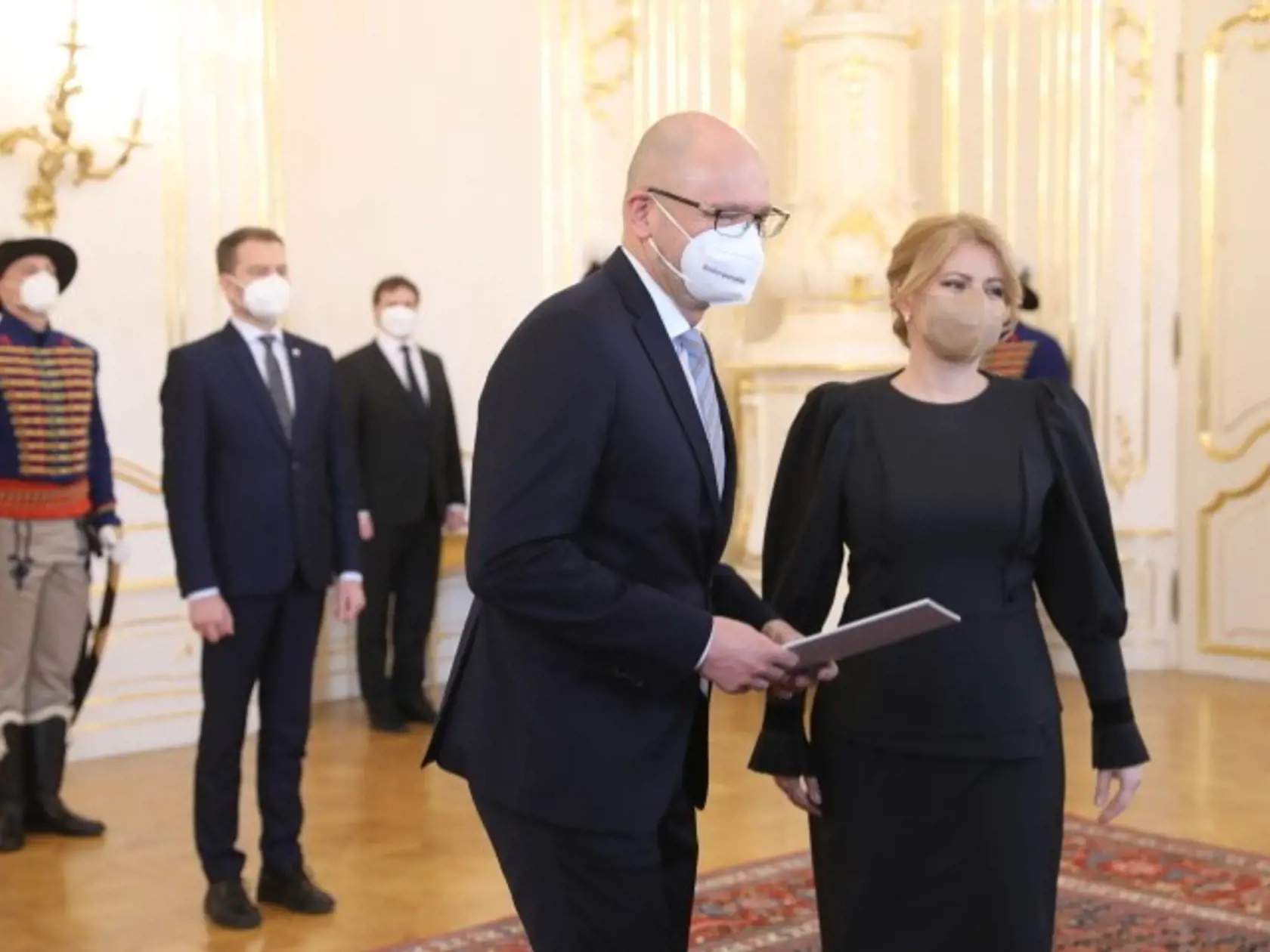 Prezidentka Zuzana Čaputová prijala 23. marca 2021 demisiu ministra hospodárstva Richarda Sulíka.