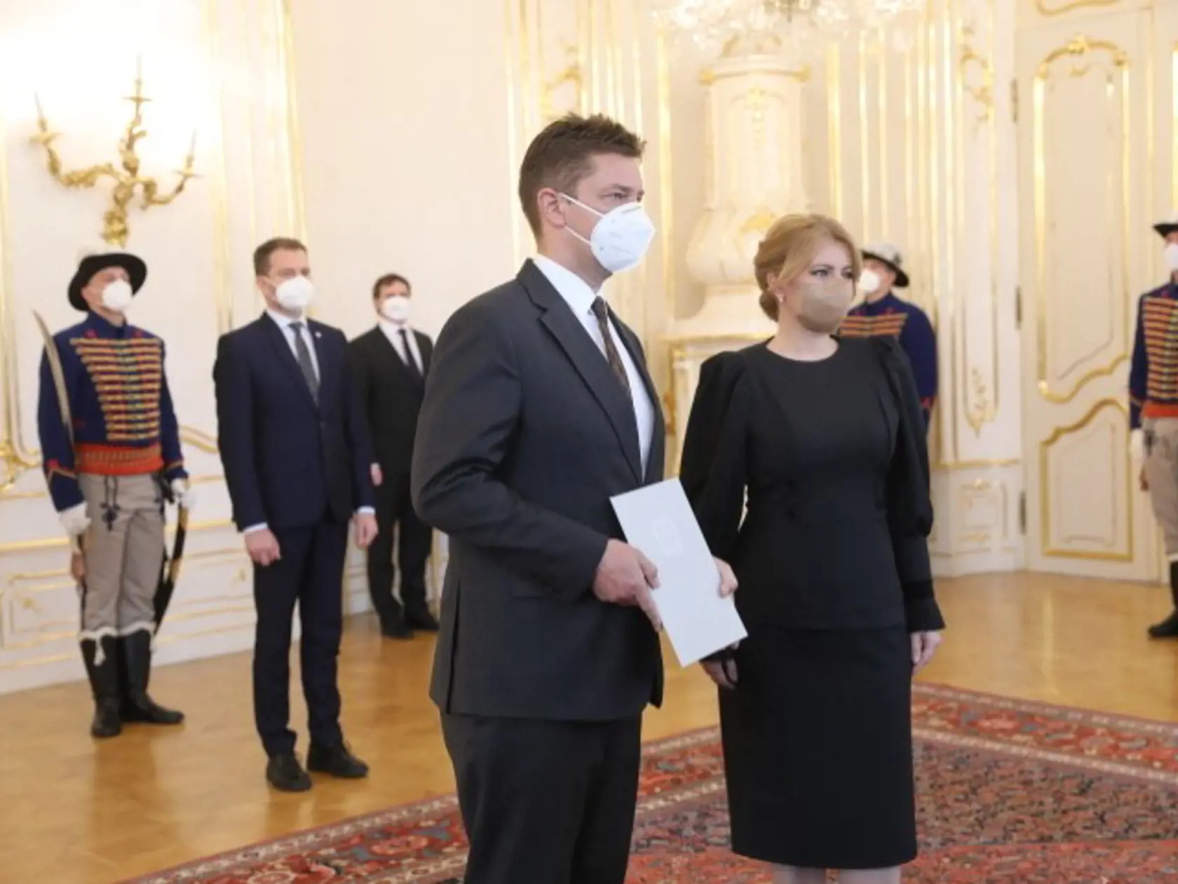 Prezidentka Zuzana Čaputová prijala 23. marca 2021 demisiu ministra hospodárstva Richarda Sulíka. Dočasným vedením rezortu hospodárstva Čaputová poverila ministra dopravy Andreja Doležala.