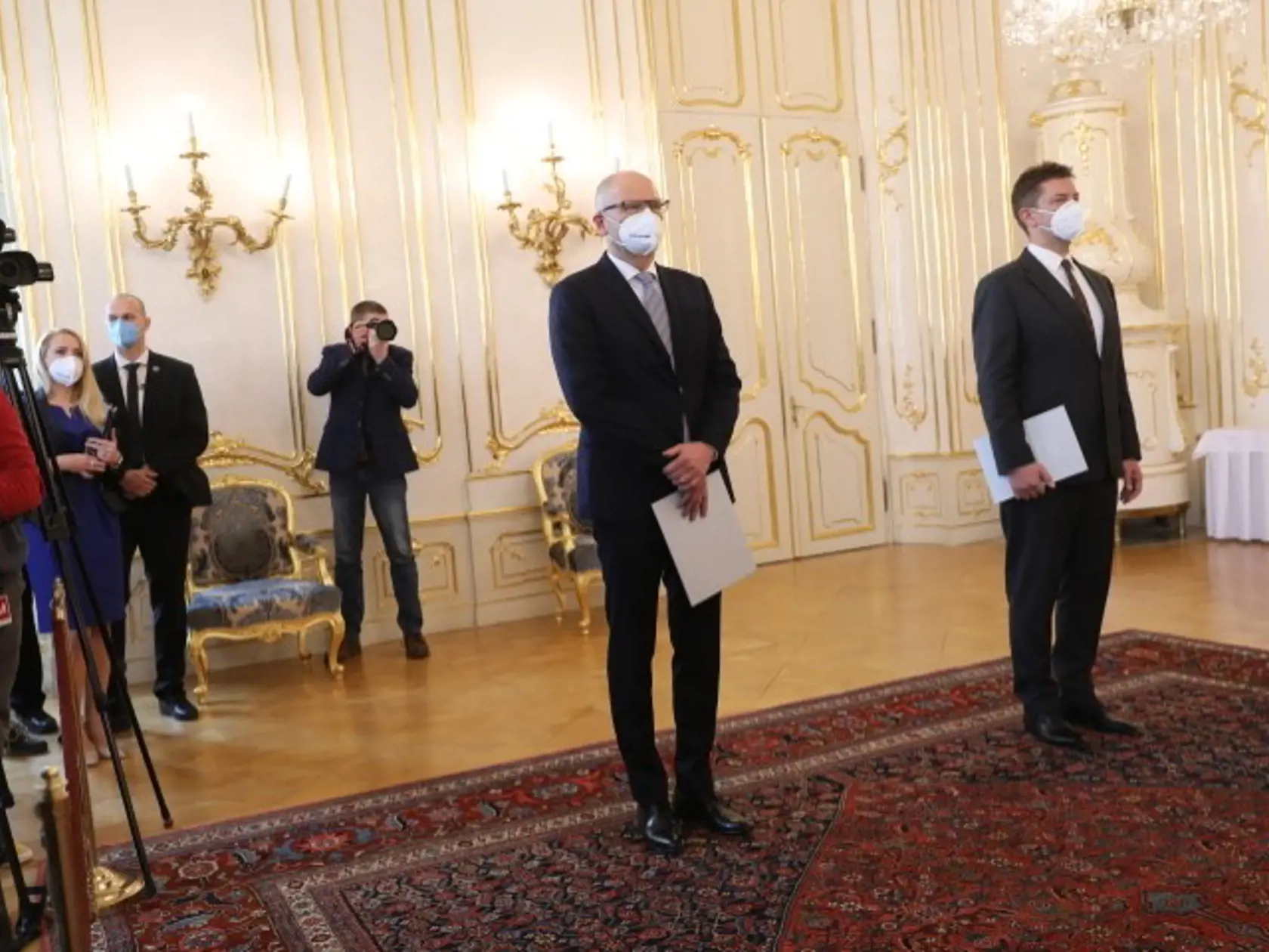 Prezidentka Zuzana Čaputová prijala 23. marca 2021 demisiu ministra hospodárstva Richarda Sulíka. Dočasným vedením rezortu hospodárstva Čaputová poverila ministra dopravy Andreja Doležala.