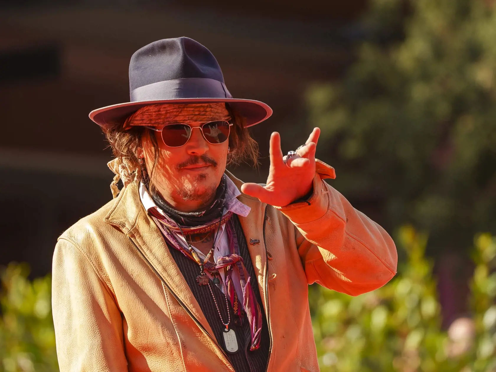 EBE 56 Rím - Na snímke americký herec Johnny Depp pózuje na červenom koberci pred projekciou animovaného filmu o tučniakoch Puffins v rámci 16. ročníka medzinárodného filmového festivalu Ríme 17. októbra 2021. FOTO TASR/AP


Actor Johnny Depp poses on the red carpet for the movie 'Puffins' at the 16th edition of the Rome Film Fest in Rome, Sunday, Oct. 17, 2021. (AP Photo/Domenico Stinellis)