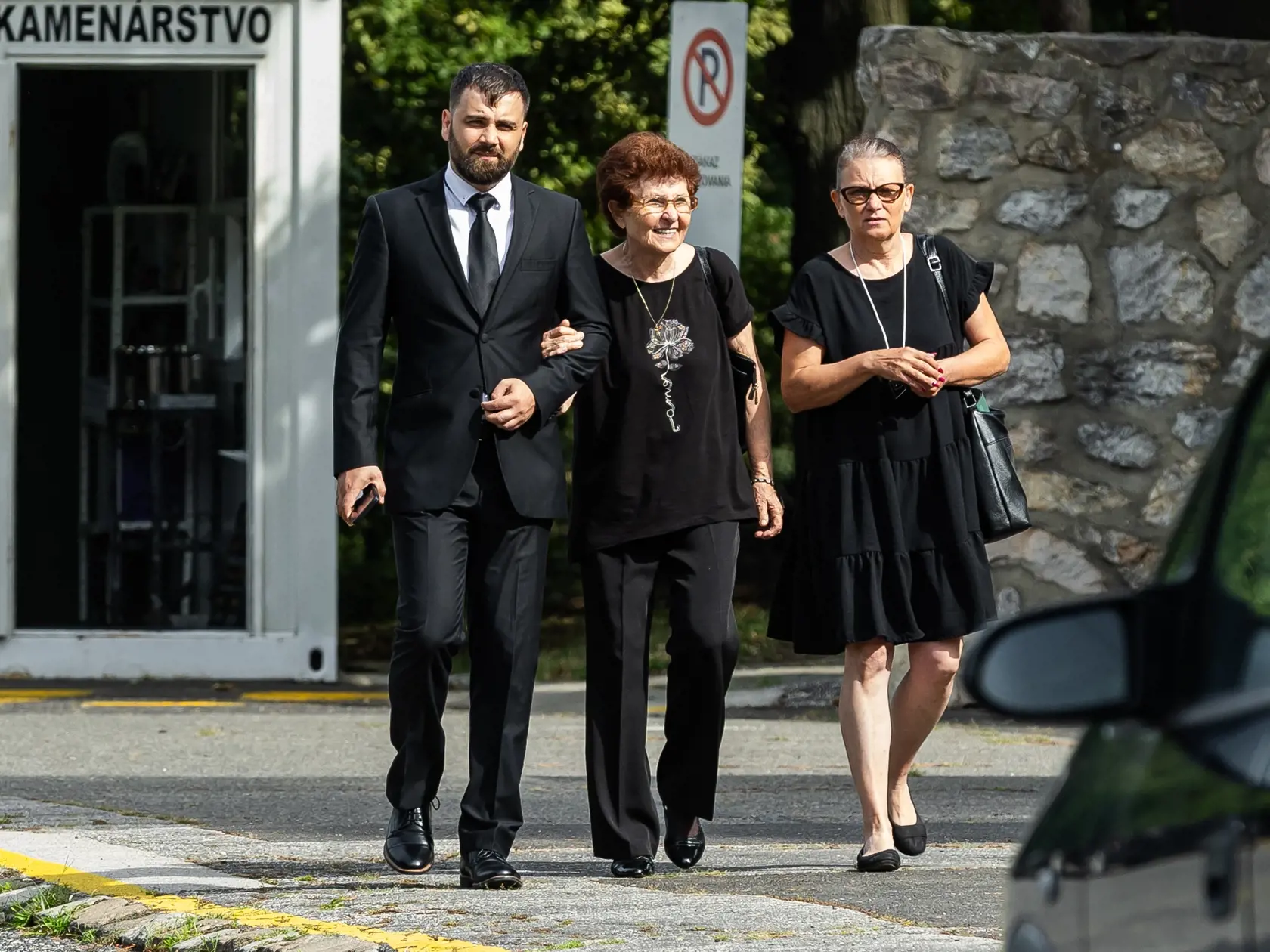 Pohreb herca Ľubomíra Pauloviča v bratislavskom krematóriu.
