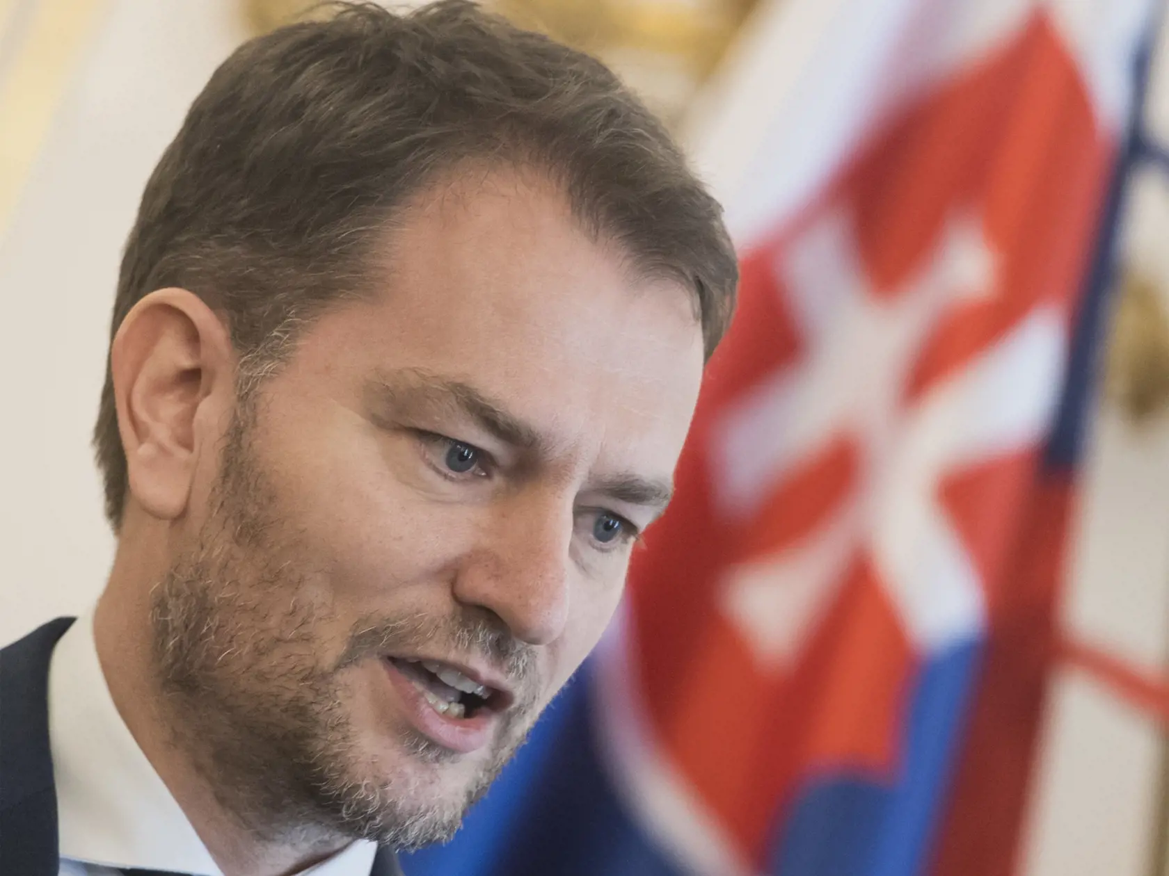 Stretnutie medicínskych odborníkov, kvôli šíreniu koronavírusu počas nadchádzajúcich Veľkonočných sviatkov avizuje, že Vláda SR prijme opatrenia, ktoré zamedzia voľnému pohybu osôb.