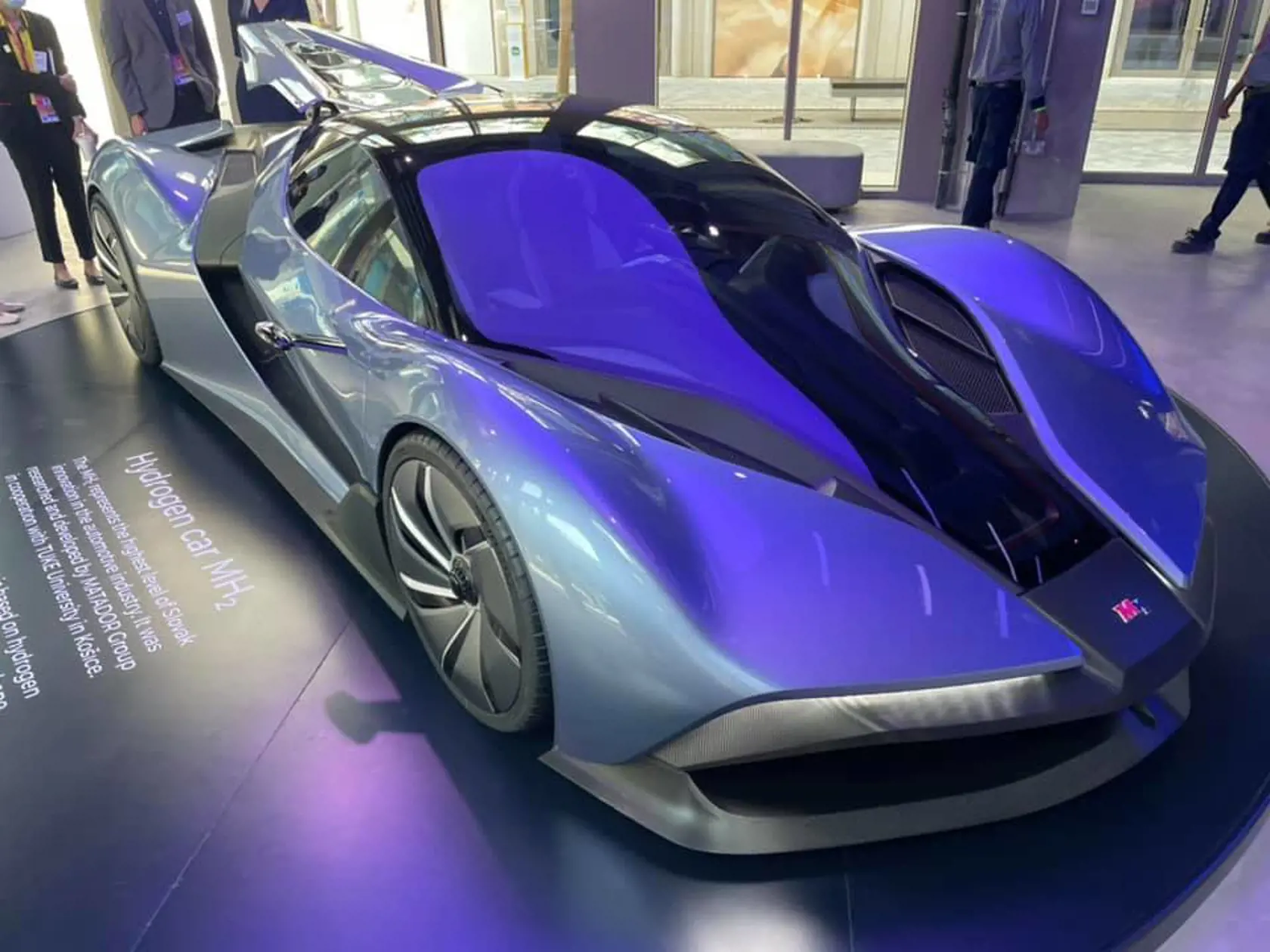Pýcha: Vodíkovým autom v Dubaji sa chváli každá oficiálna výprava na Expo 2020.
