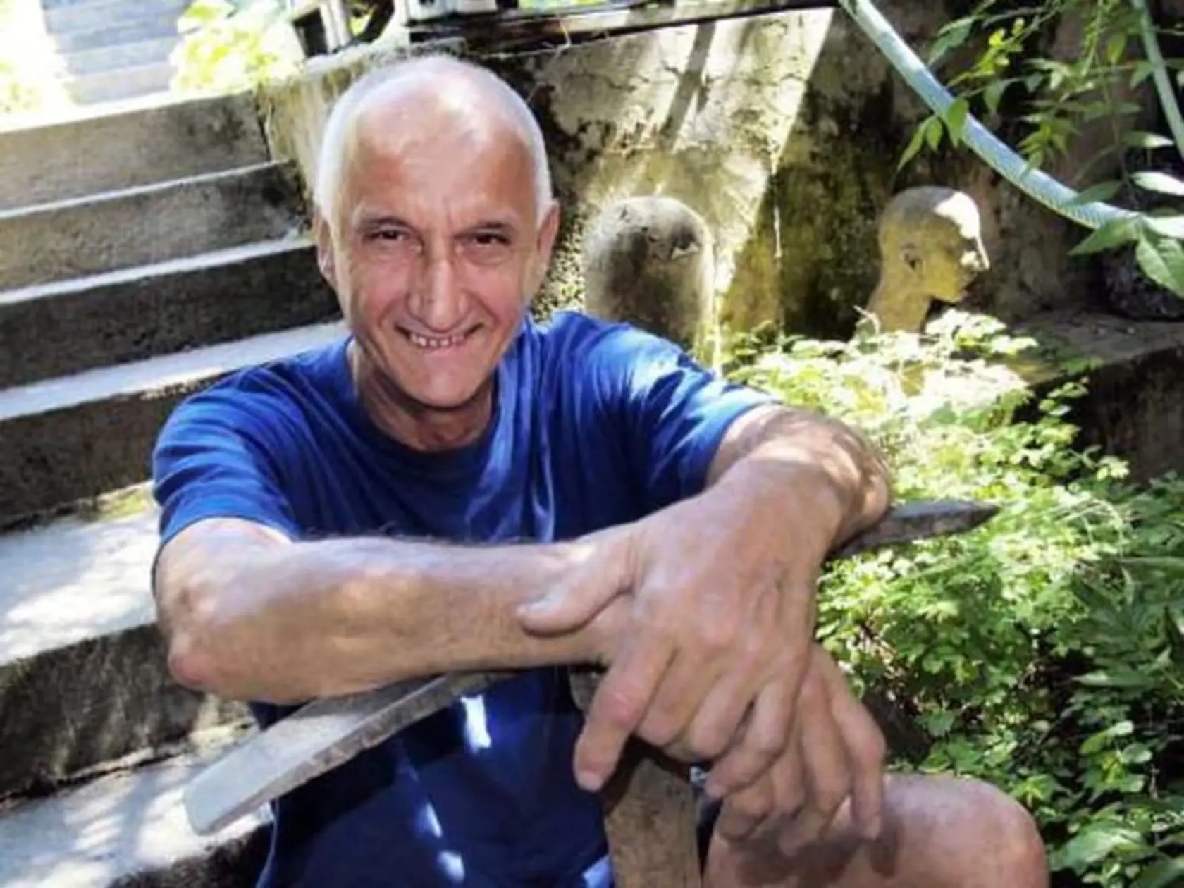 Jozef Banáš s manželkou veľa pestujú v záhrade.