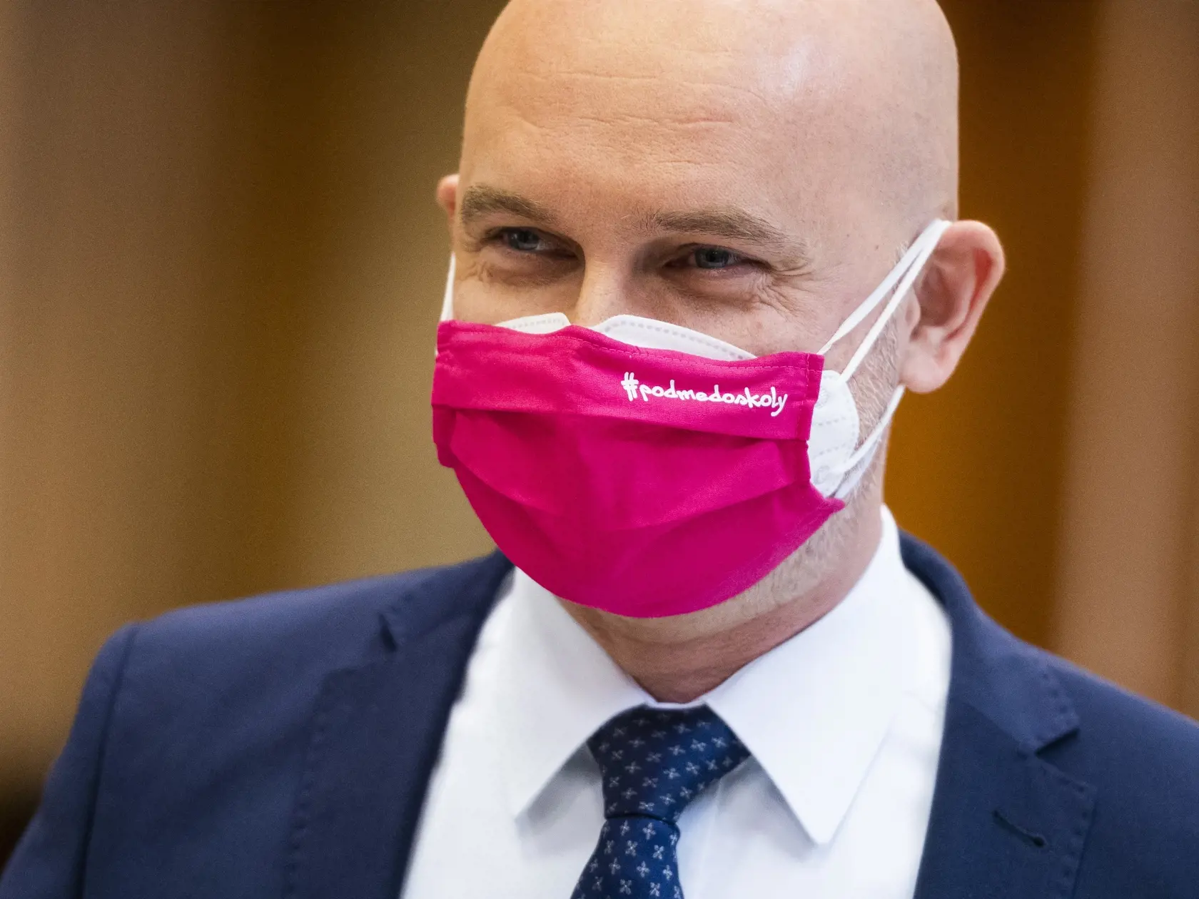 Na snímke minister školstva, vedy, výskumu a športu SR Branislav Gröhling (SaS) počas tlačového brífingu po 86. rokovaní vlády SR, kde ohlásil svoju demisiu v Bratislave 24. marca 2021. FOTO TASR - Jaroslav Novák