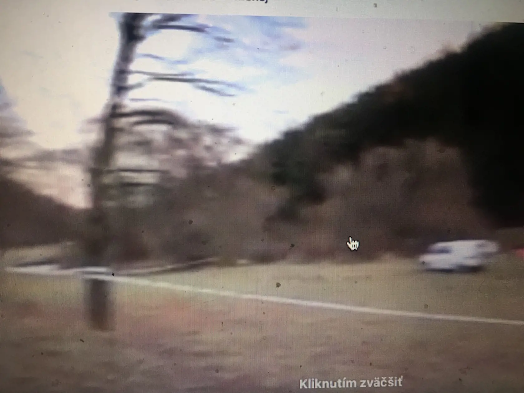 Polícia miesto činu niekoľko hodín prehľadávala.