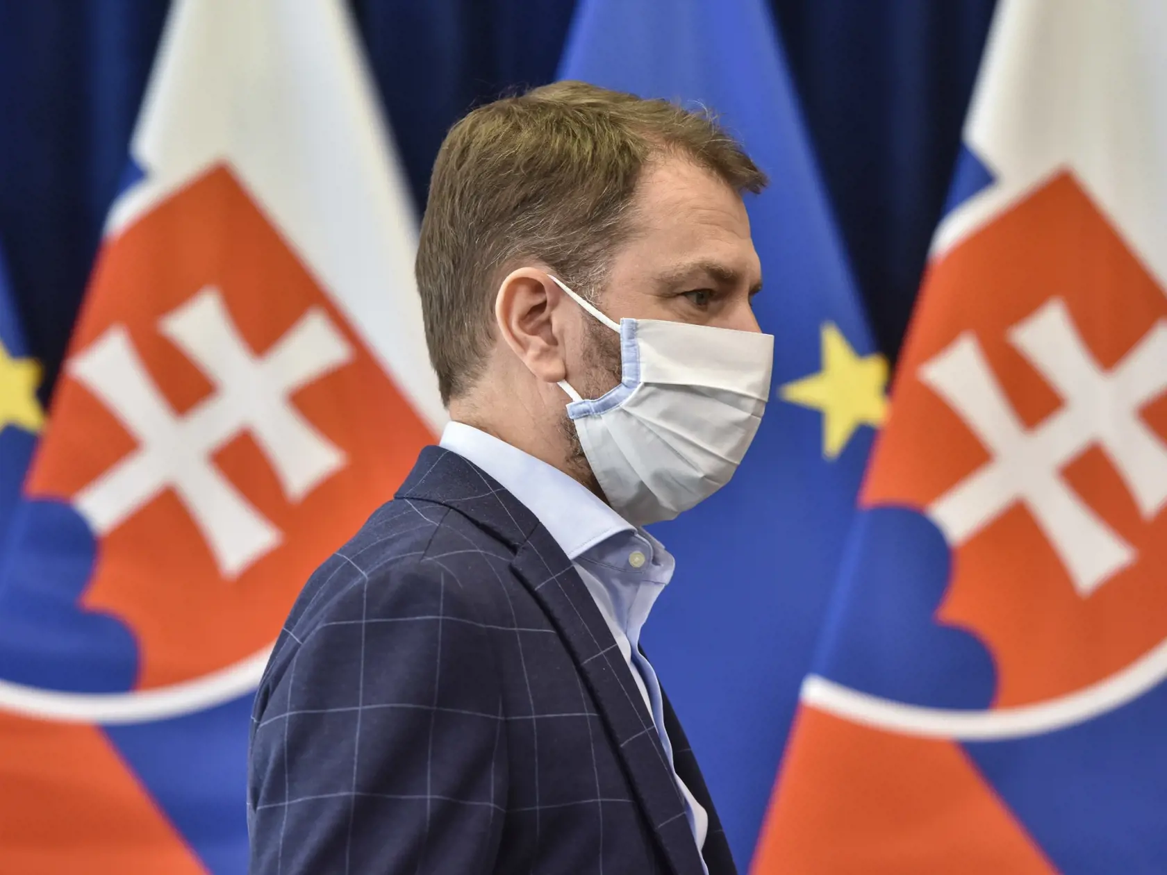 Na snímke je predseda vlády SR Igor Matovič počas tlačovej konferencie k oznámeniu rozhodnutia Ústredného krízového štábu SR