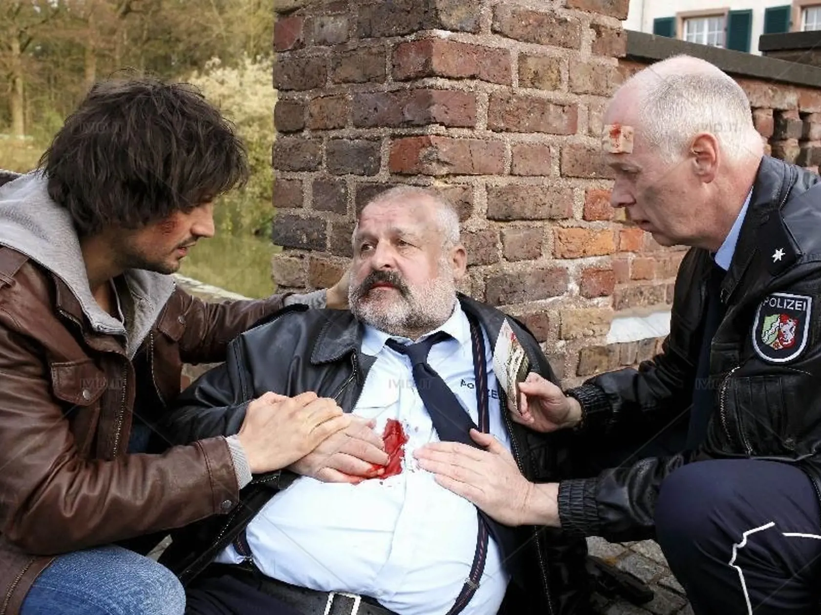 Dietmar Huhn alias Hotte Herzberger, bohužiaľ, nevydržal v seriáli večne. Aj jeho postava tragicky zomrela, podobne ako niekoľko Semirových spoločníkov.