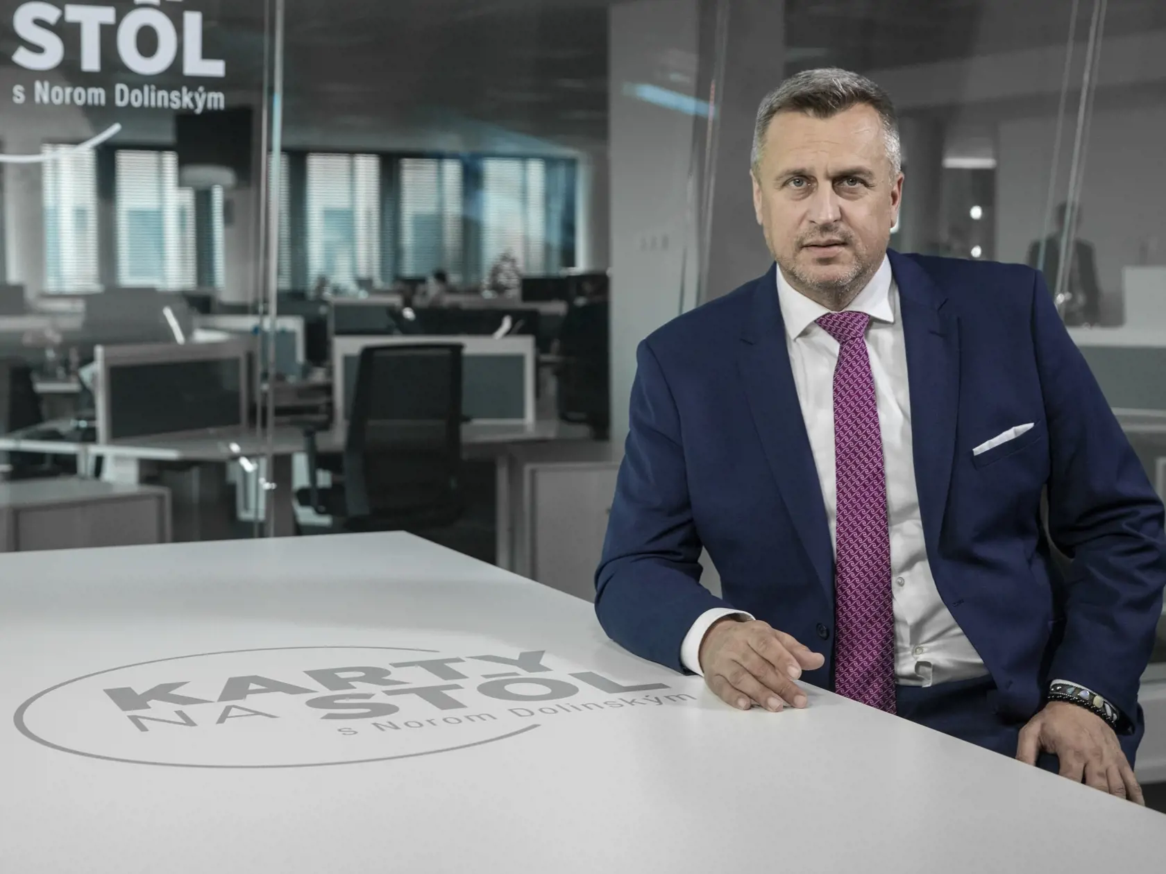 Na snímke je predseda Slovenskej národnej strany Andrej Danko a bývalý predseda Národnej rady Slovenskej republiky. 