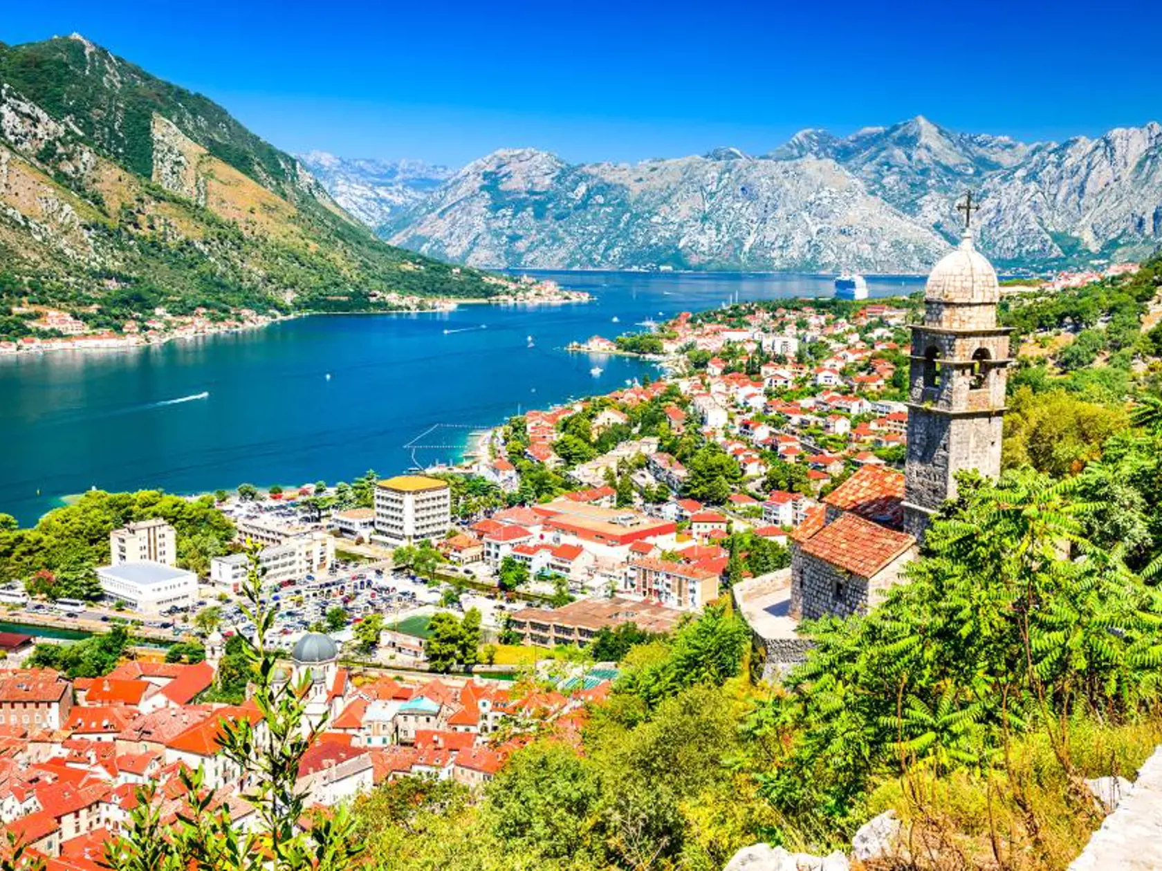 Navštívte Kotor v Černej Hore.